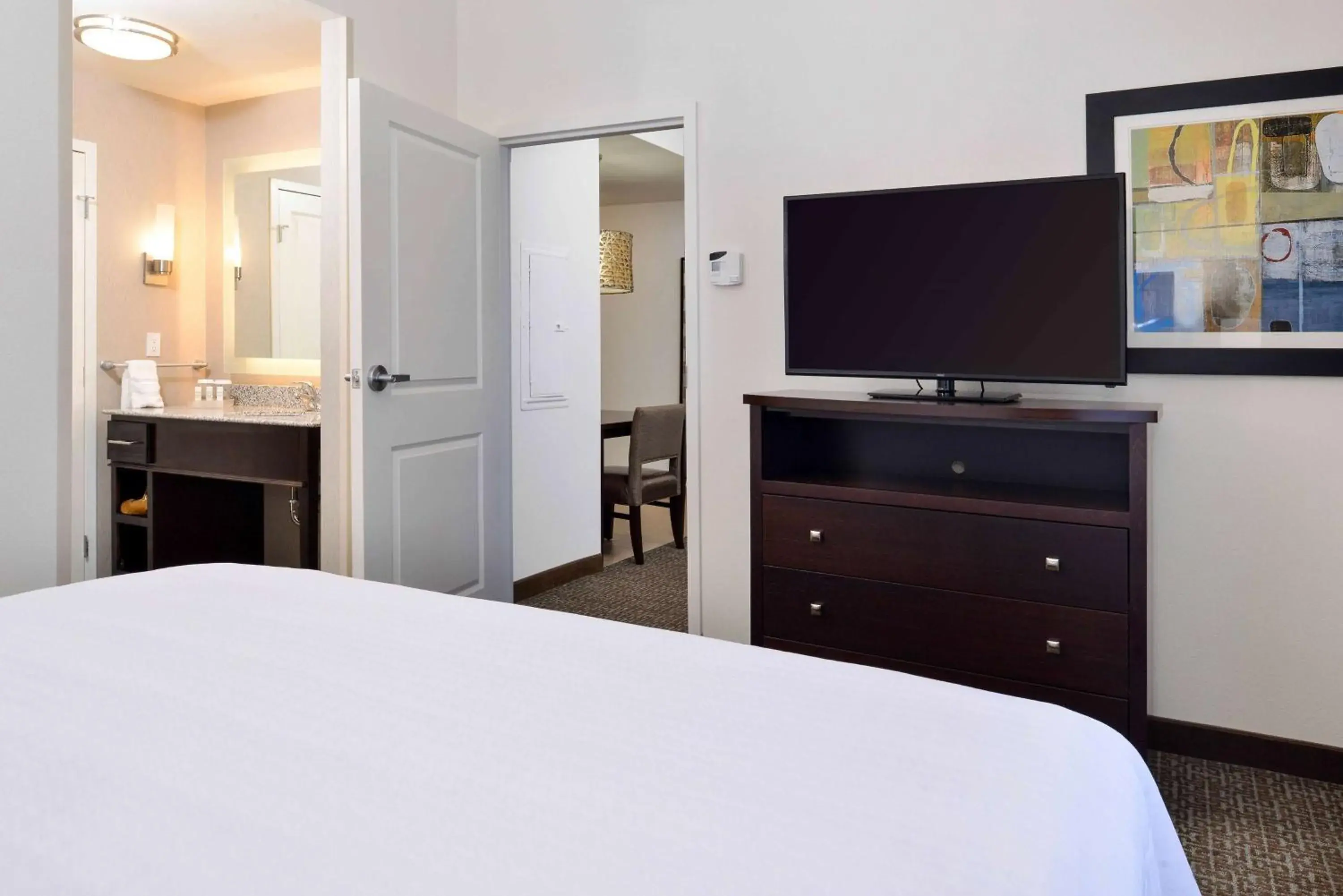 One-Bedroom King Suite - Non-Smoking in Homewood Suites by Hilton Columbia/Laurel One-Bedroom King Suite - Non-Smoking in Homewood Suites by Hilton Columbia/Laurel