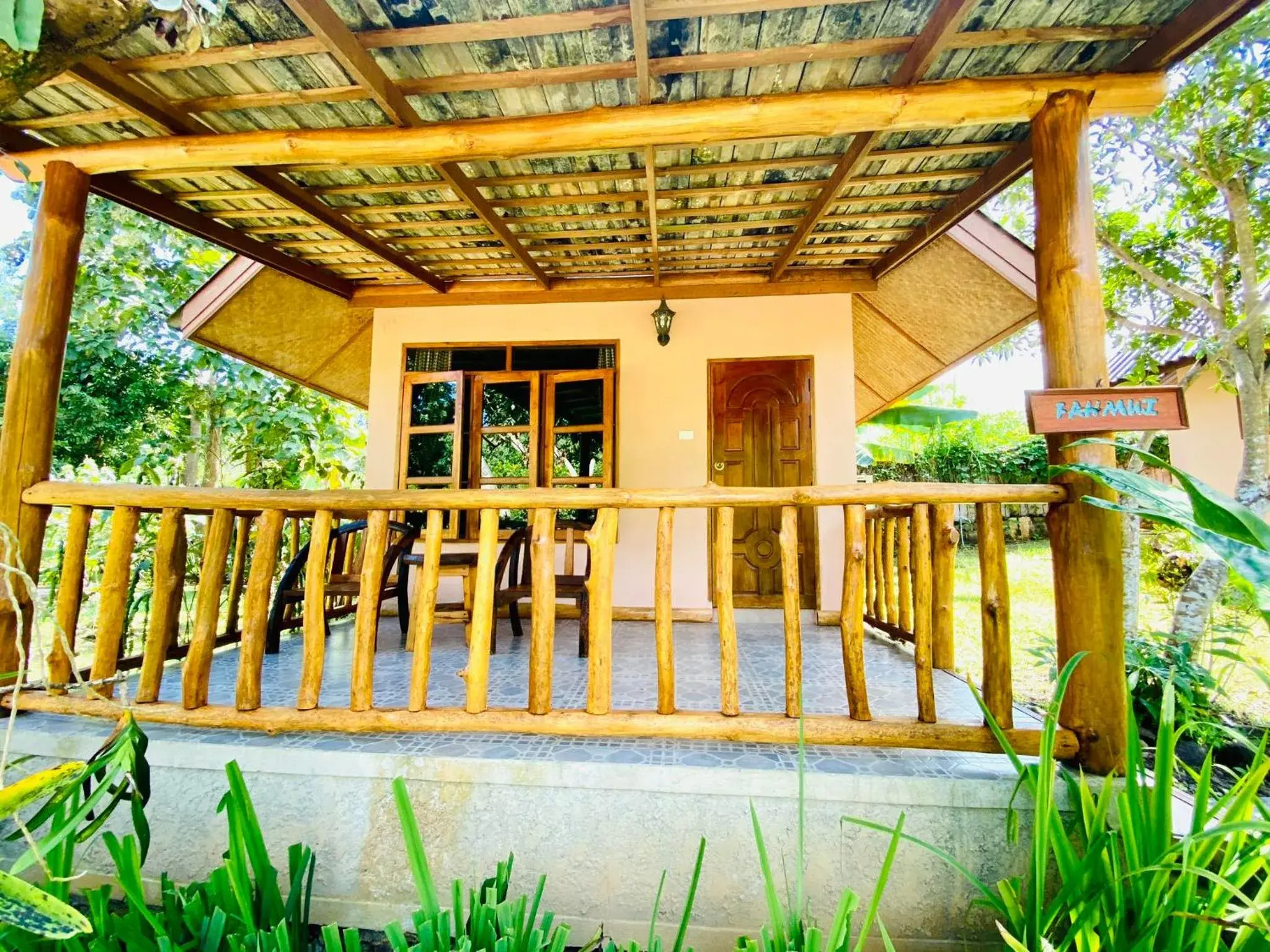 Deluxe King Suite - single occupancy in At Home Chiang Dao, Pooch Lovers Deluxe King Suite - single occupancy in At Home Chiang Dao, Pooch Lovers