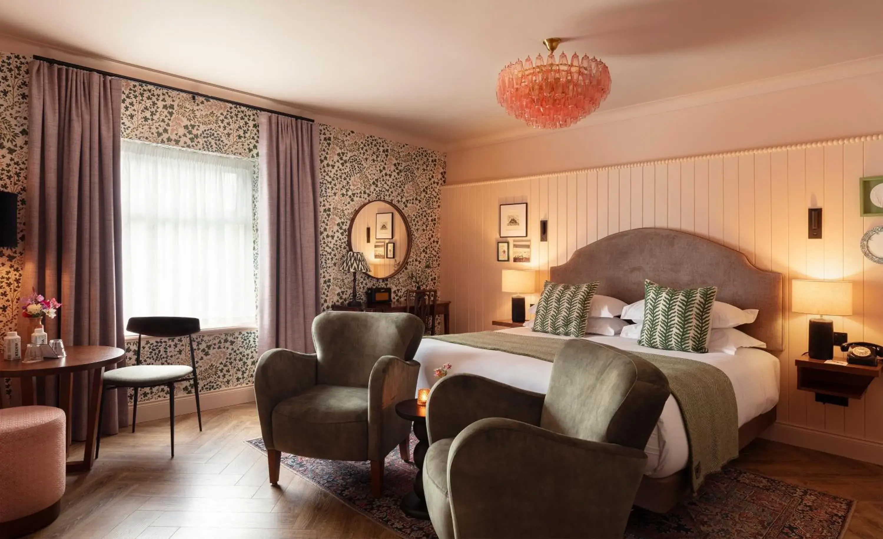 Barrow Suite in The Ashe Hotel Barrow Suite in The Ashe Hotel