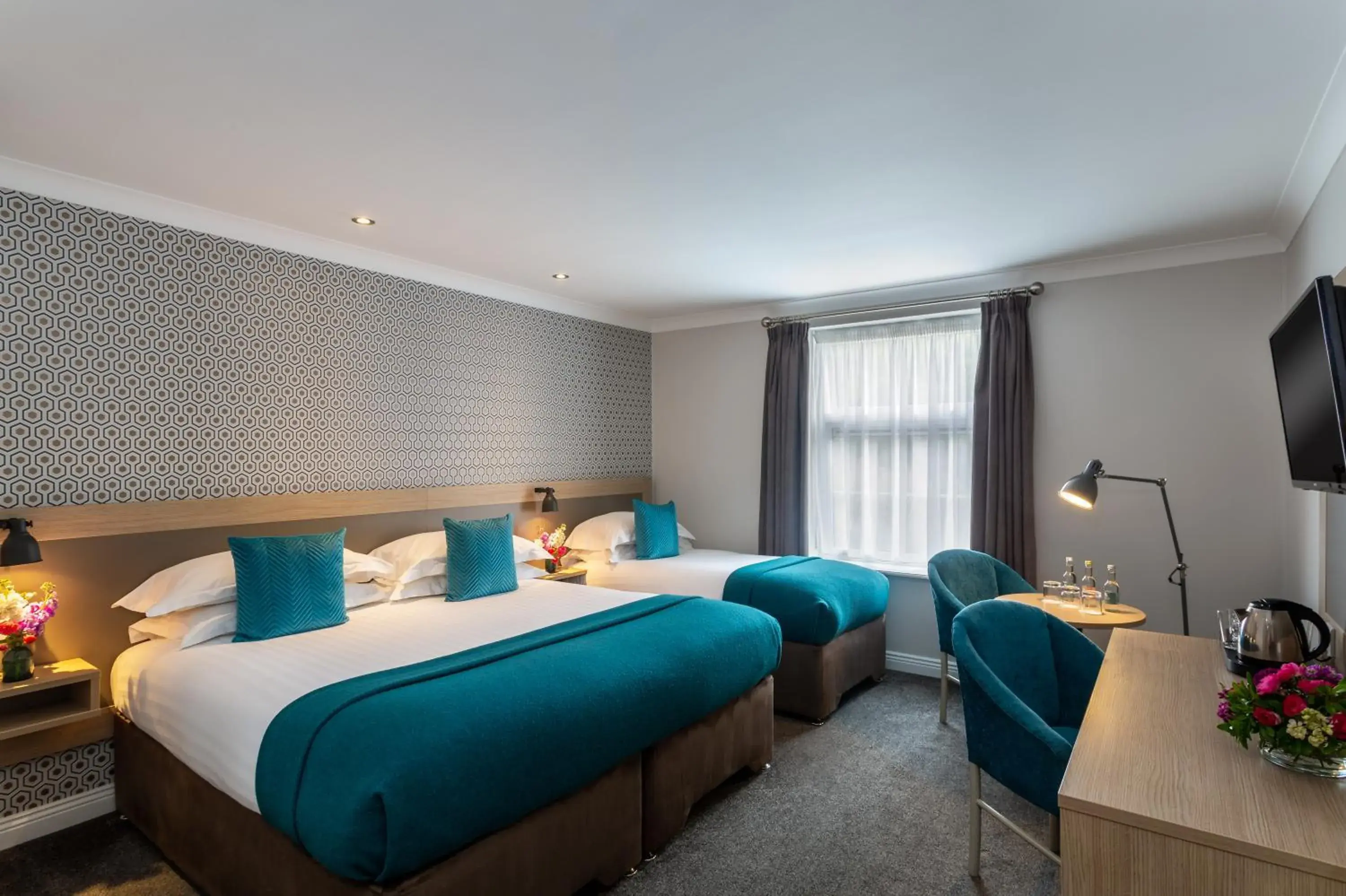 Family Room in The Ashe Hotel Family Room in The Ashe Hotel