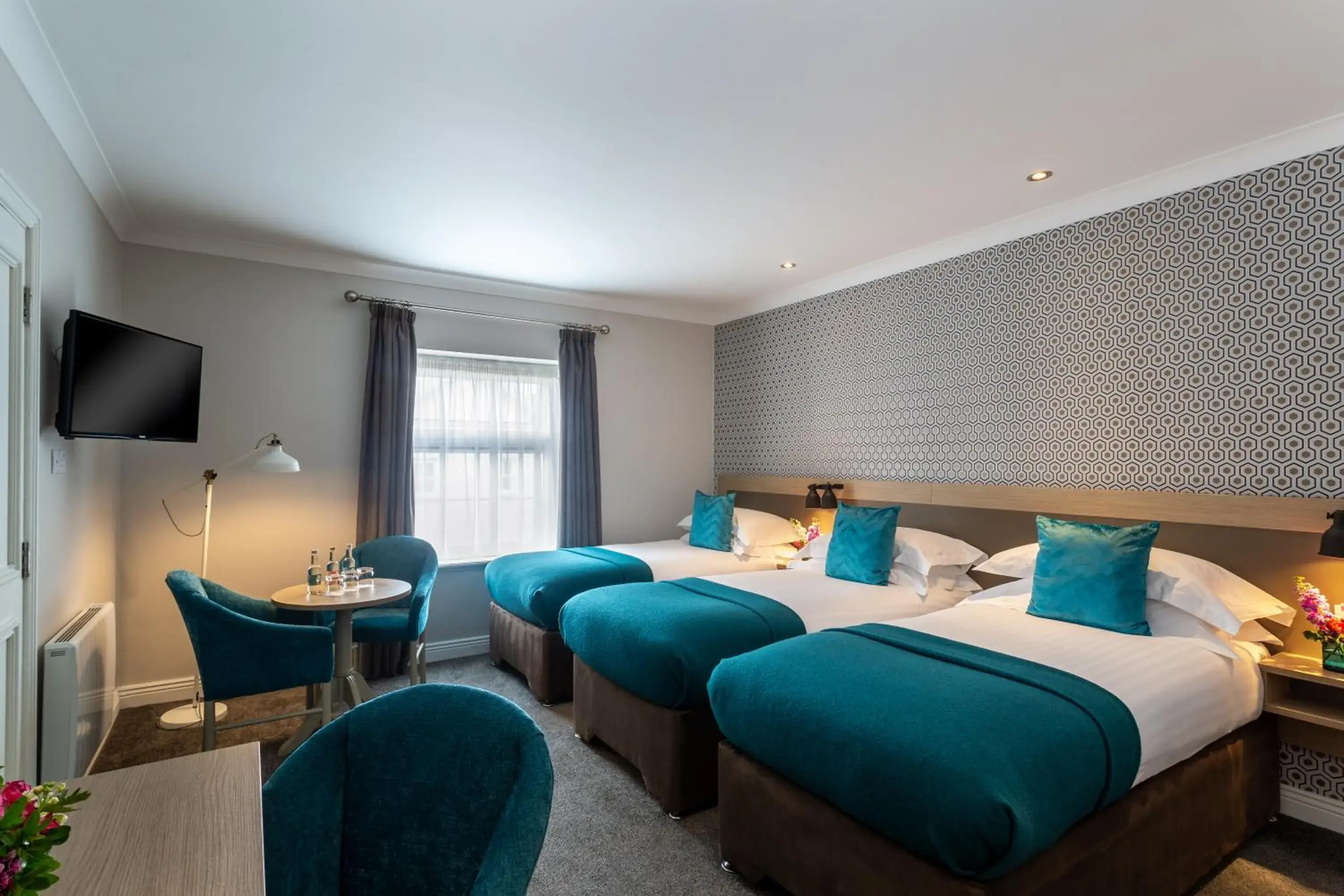 Triple Room in The Ashe Hotel Triple Room in The Ashe Hotel