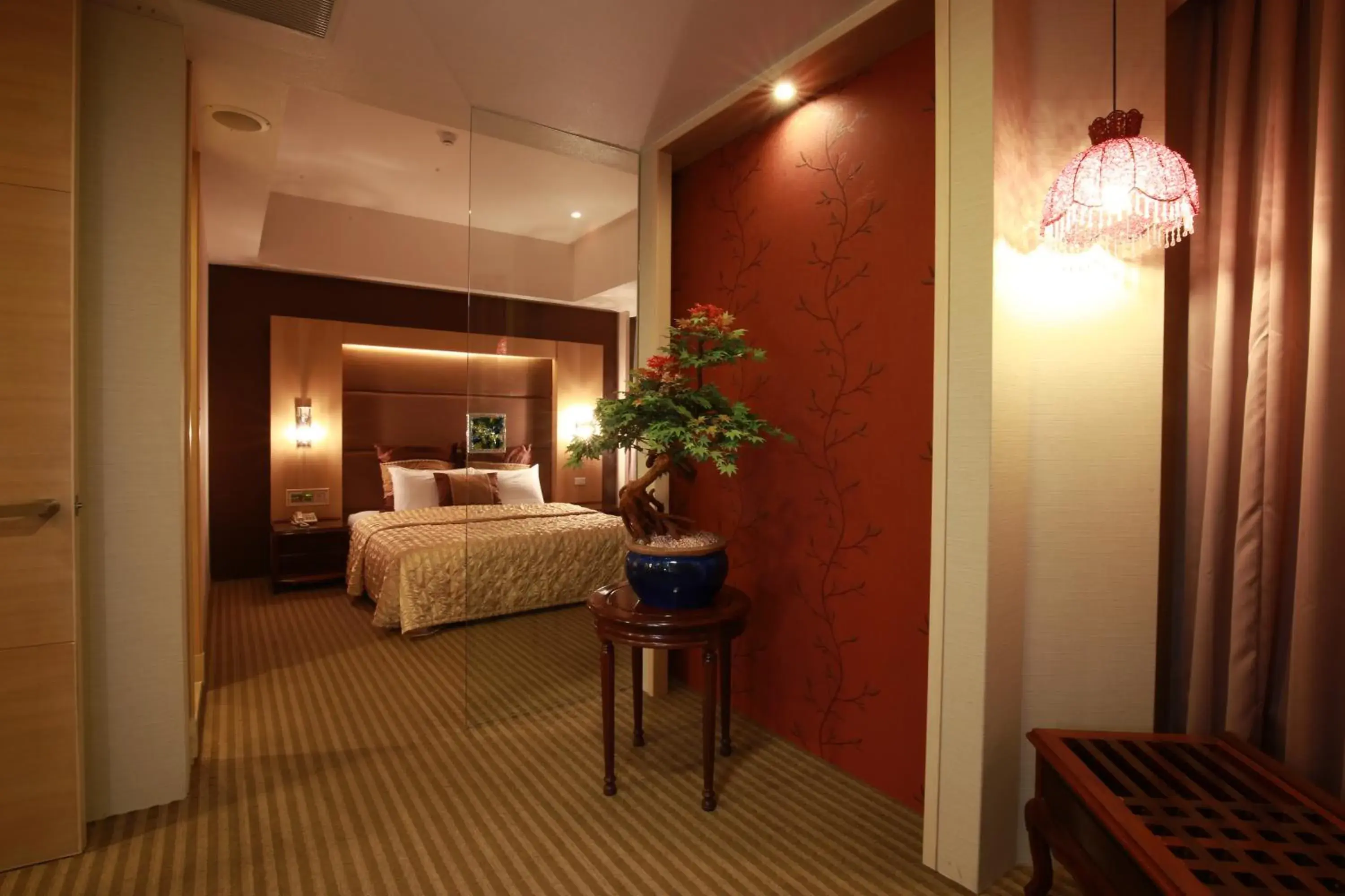 Luxury Suite in Highness Hotel Luxury Suite in Highness Hotel