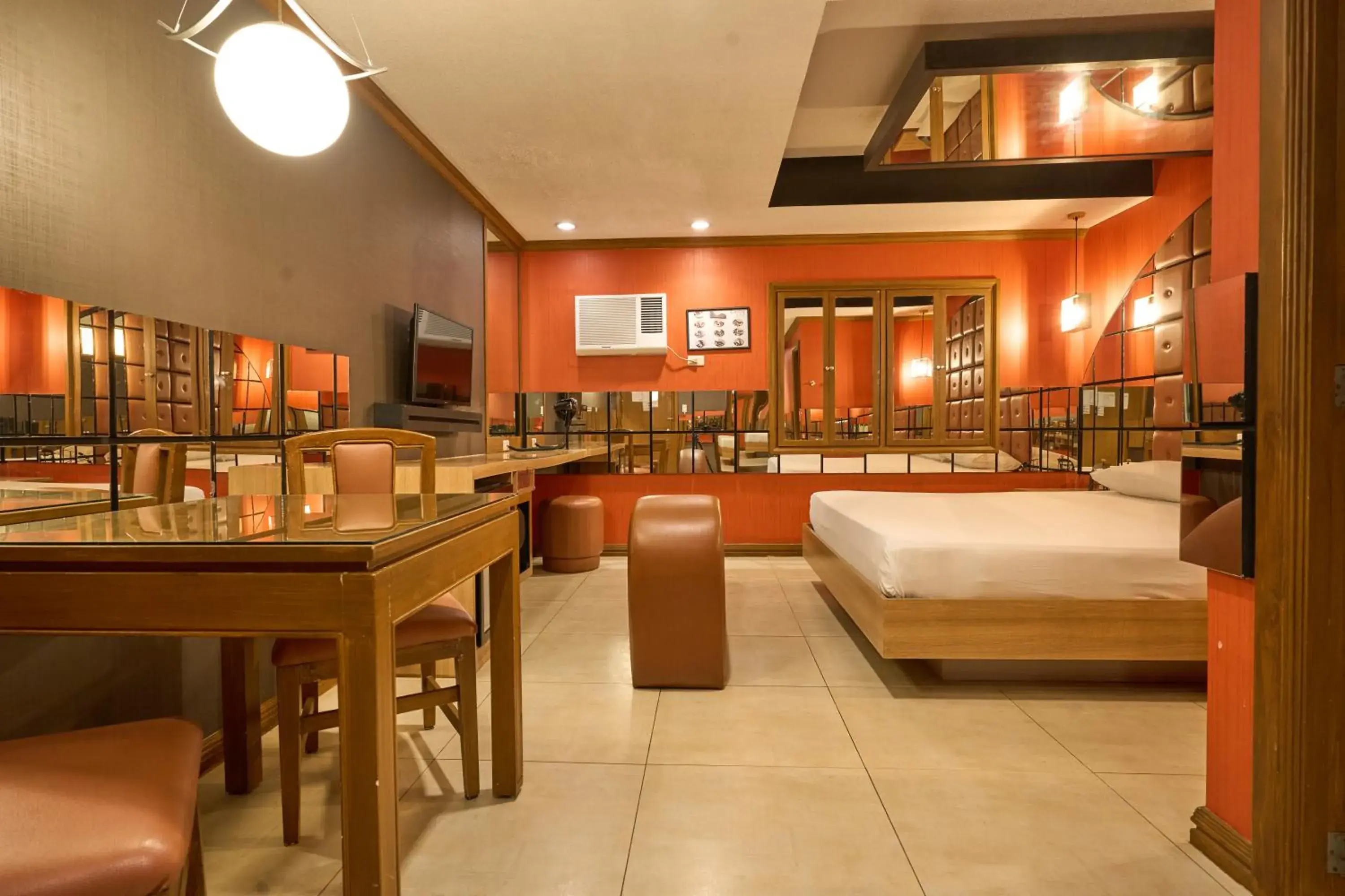 Deluxe Double or Twin Room in Victoria Court San Fernando Deluxe Double or Twin Room in Victoria Court San Fernando