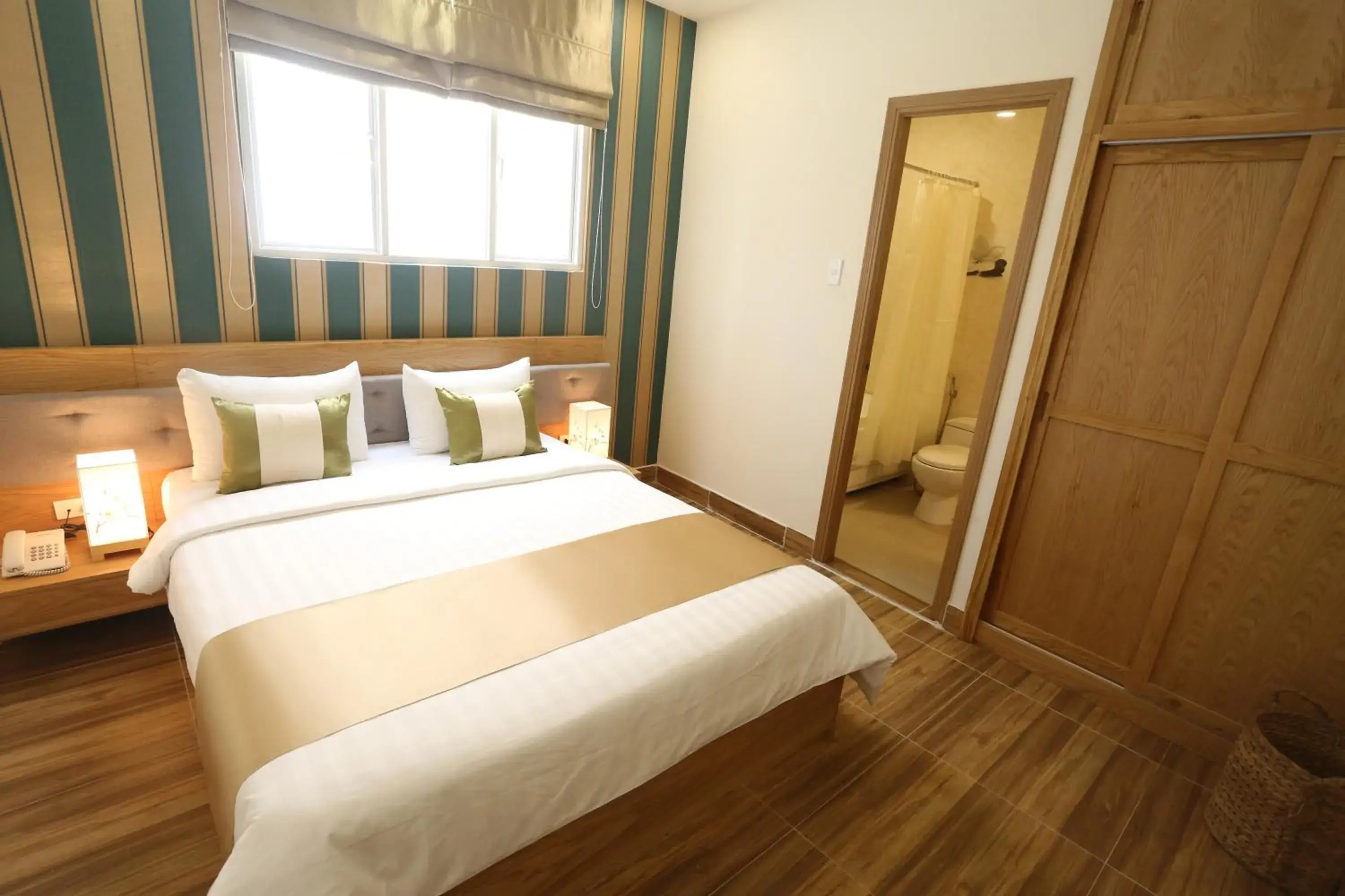 Superior Double Room - single occupancy in Thuy Sakura Hotel & Serviced Apartment Superior Double Room - single occupancy in Thuy Sakura Hotel & Serviced Apartment