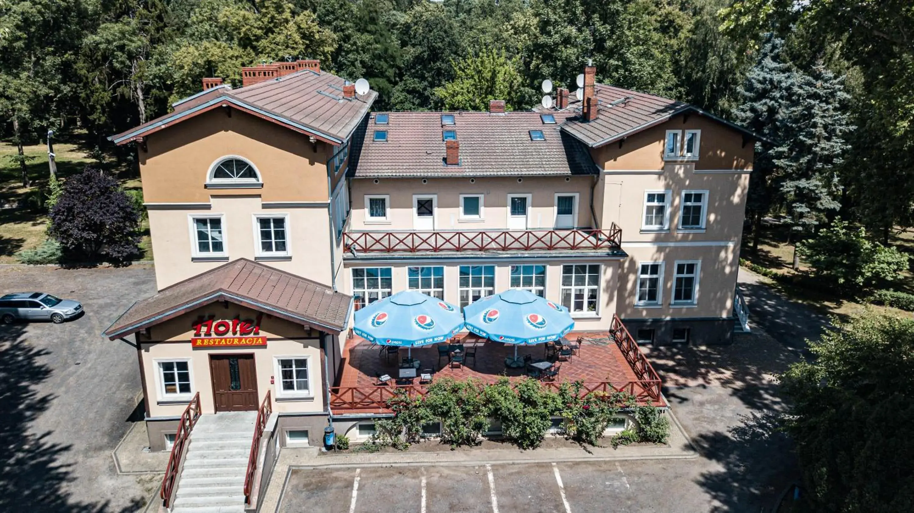 Dworek Brodowo Restauracja Hotel Przyjęcia Dworek Brodowo Restauracja Hotel Przyjęcia