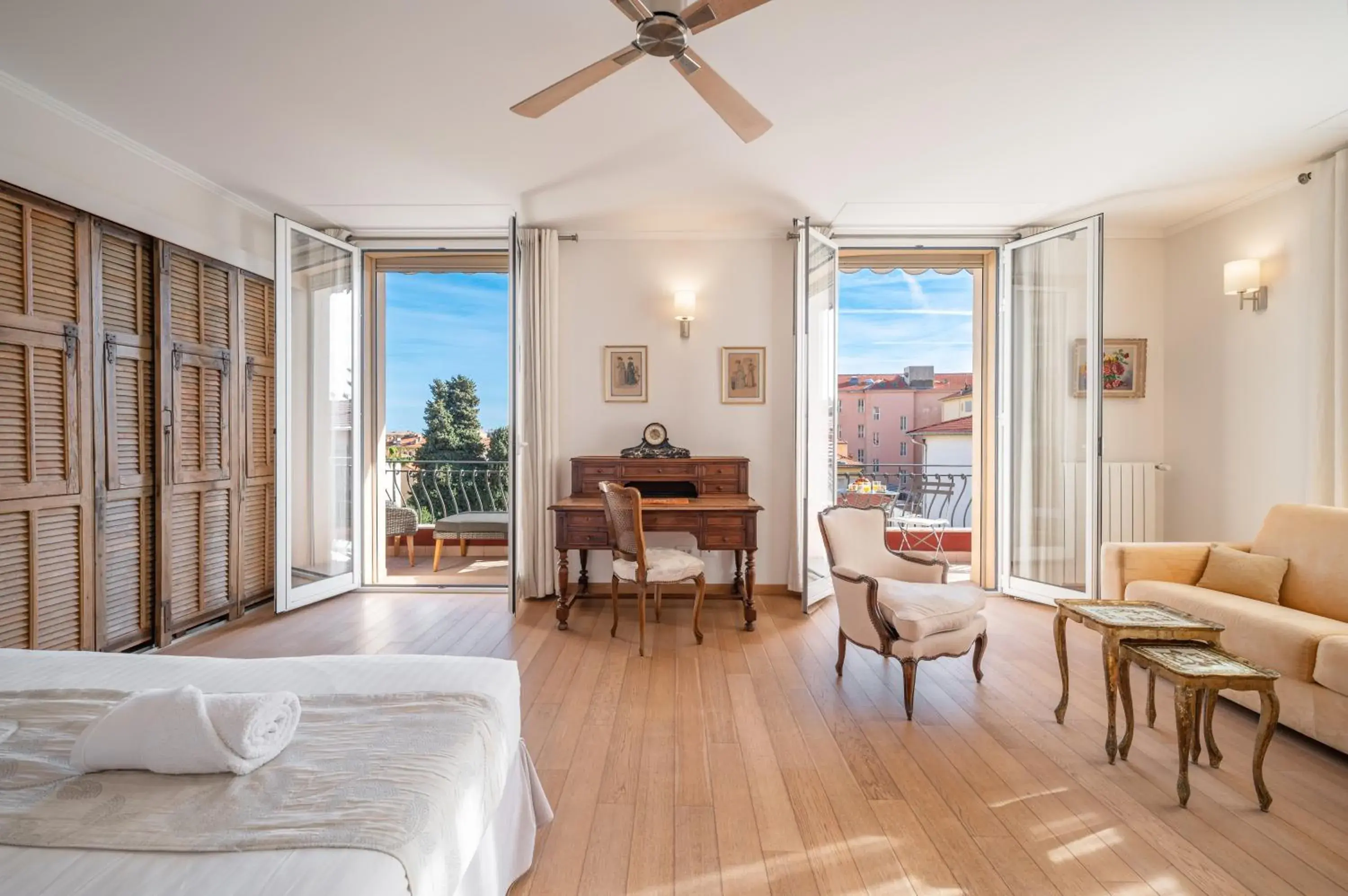 Photo of the whole room, Bed in La Fabrique ¿oup¿ Photo of the whole room, Bed in La Fabrique ¿oup¿