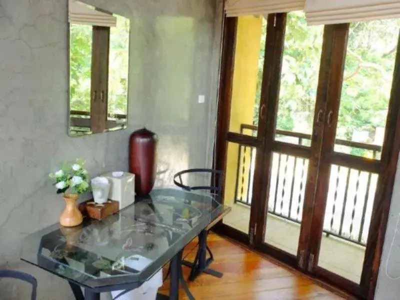 Quadruple Room with Balcony in Hern Lhin Natural Resort Quadruple Room with Balcony in Hern Lhin Natural Resort