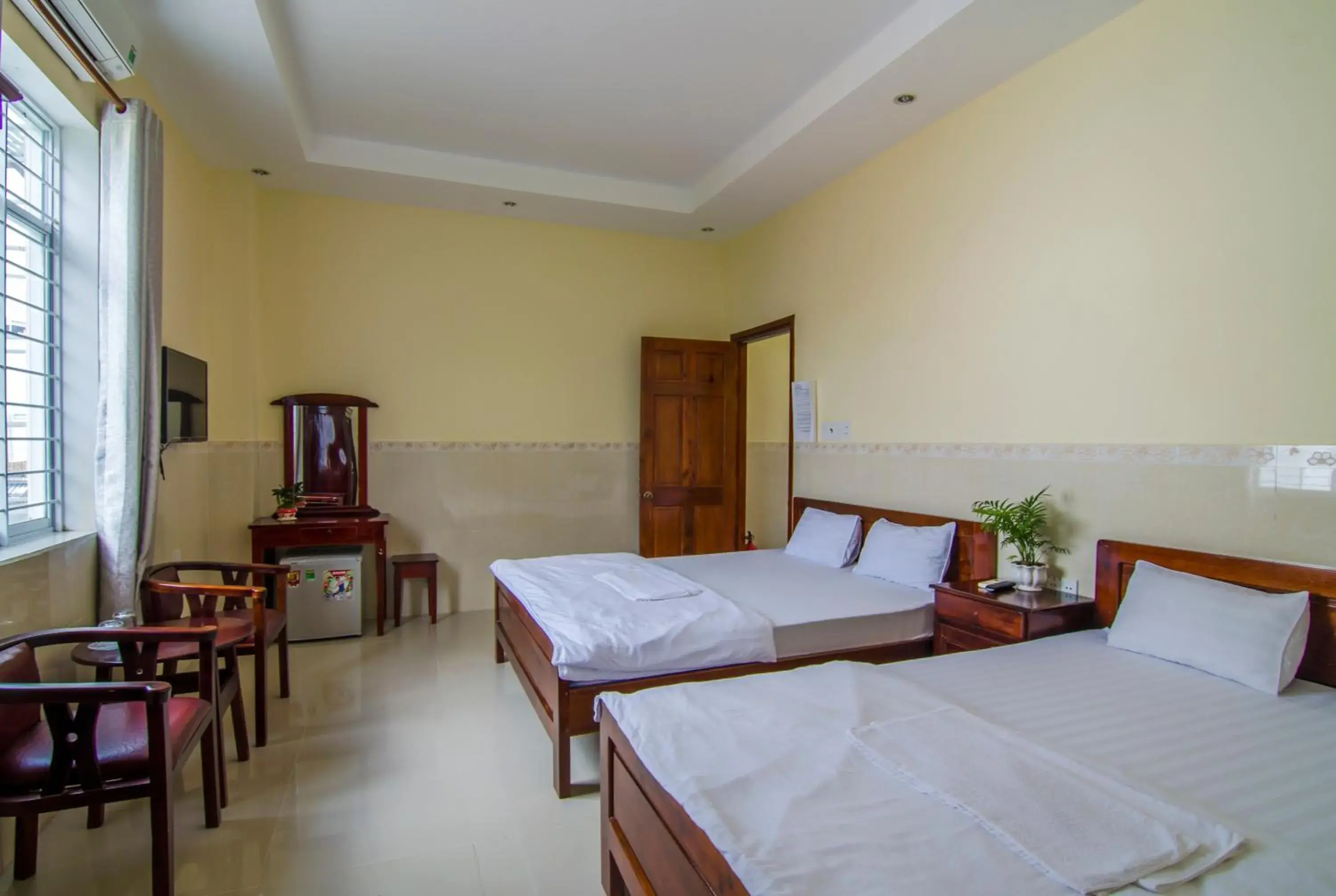 Quadruple Room in Kim Hồng Nhật Guest House Quadruple Room in Kim Hồng Nhật Guest House