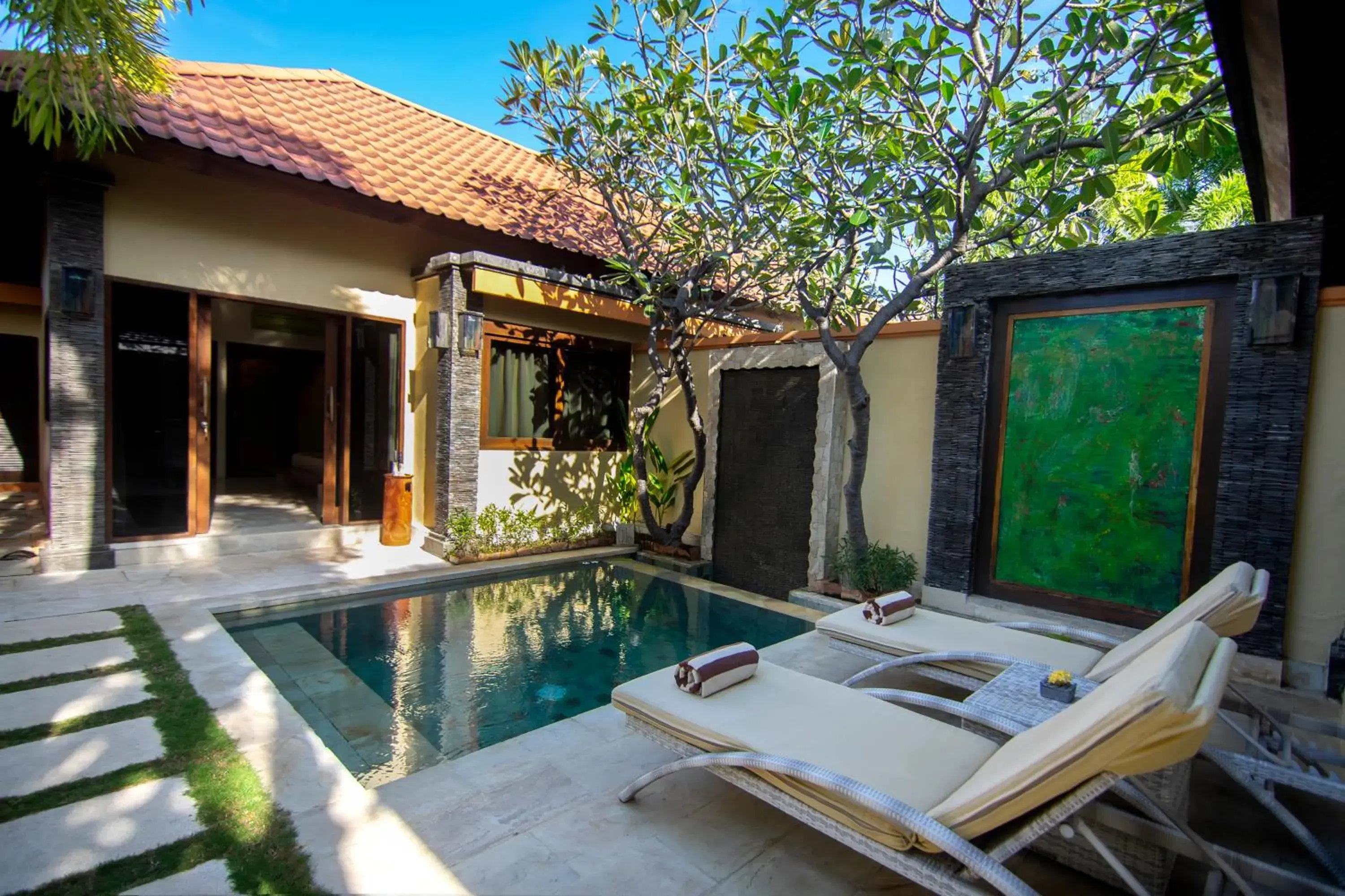 One-Bedroom Pearl Pool Villa in Pearl of Trawangan One-Bedroom Pearl Pool Villa in Pearl of Trawangan