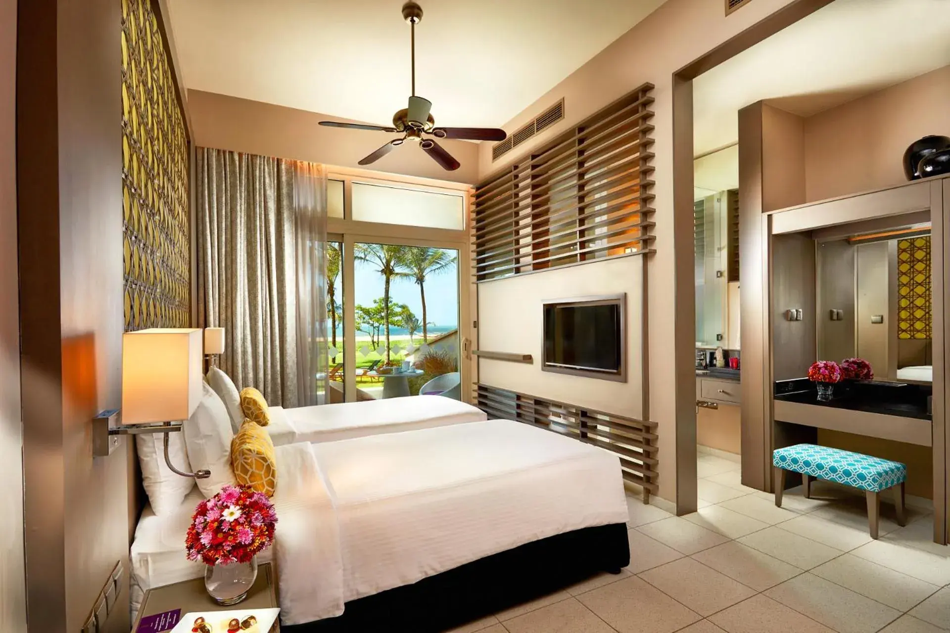 Deluxe Twin Room with Sea View - single occupancy in Sentido Heritance Negombo Deluxe Twin Room with Sea View - single occupancy in Sentido Heritance Negombo