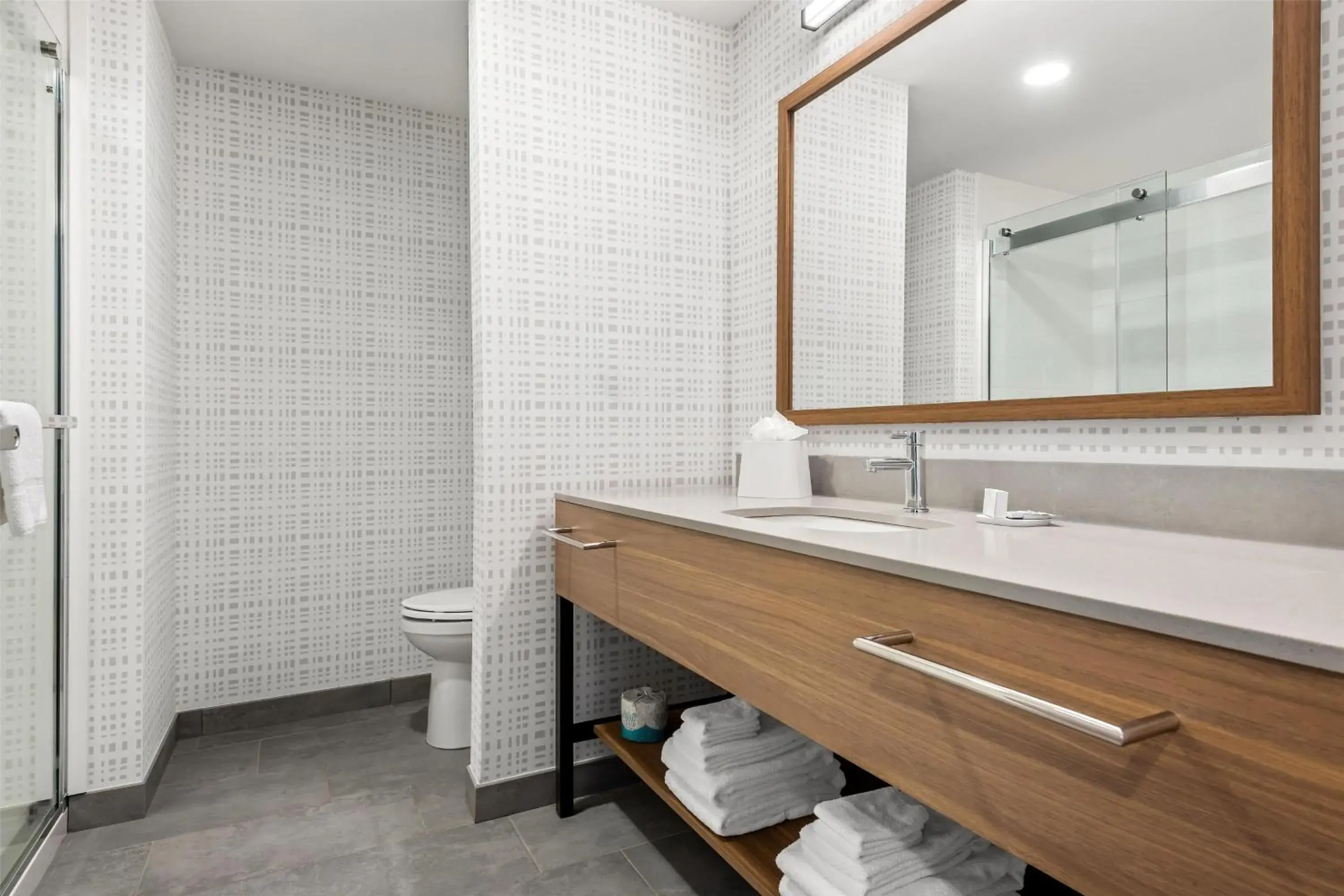 King Room with Sofa Bed - Hearing Accessible in Hampton Inn & Suites Intercourse, Pa King Room with Sofa Bed - Hearing Accessible in Hampton Inn & Suites Intercourse, Pa