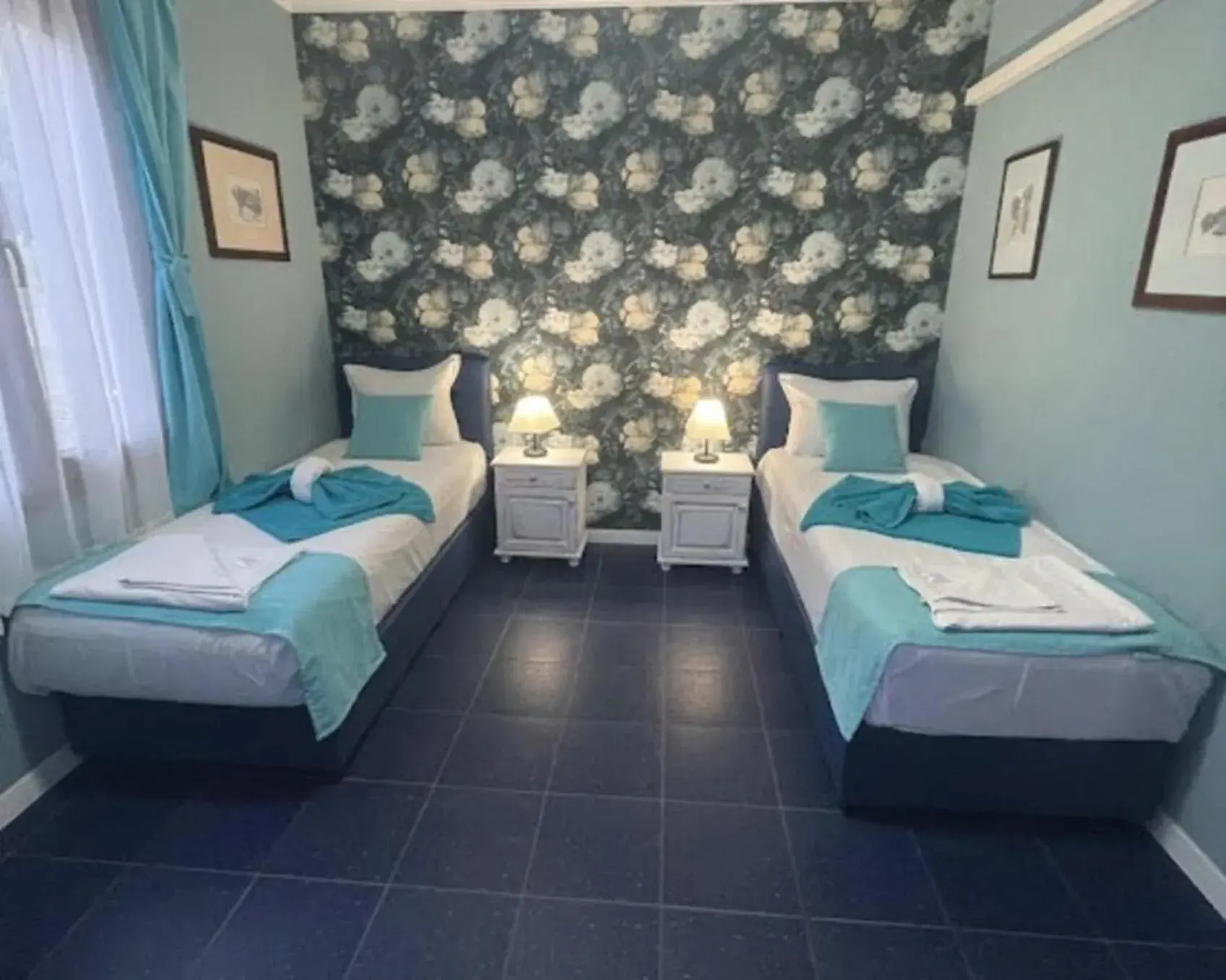 Double or Twin Room with Partial Sea View in Villas and Bungalows Panorama Double or Twin Room with Partial Sea View in Villas and Bungalows Panorama