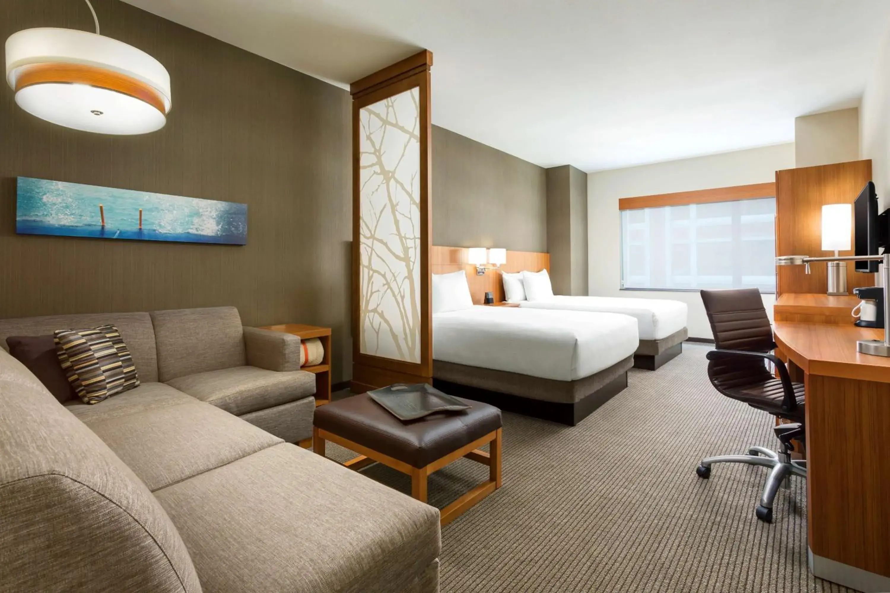 Queen Room with Two Queen Beds and Sofa Bed in Hyatt Place Chicago/Downtown - The Loop Queen Room with Two Queen Beds and Sofa Bed in Hyatt Place Chicago/Downtown - The Loop