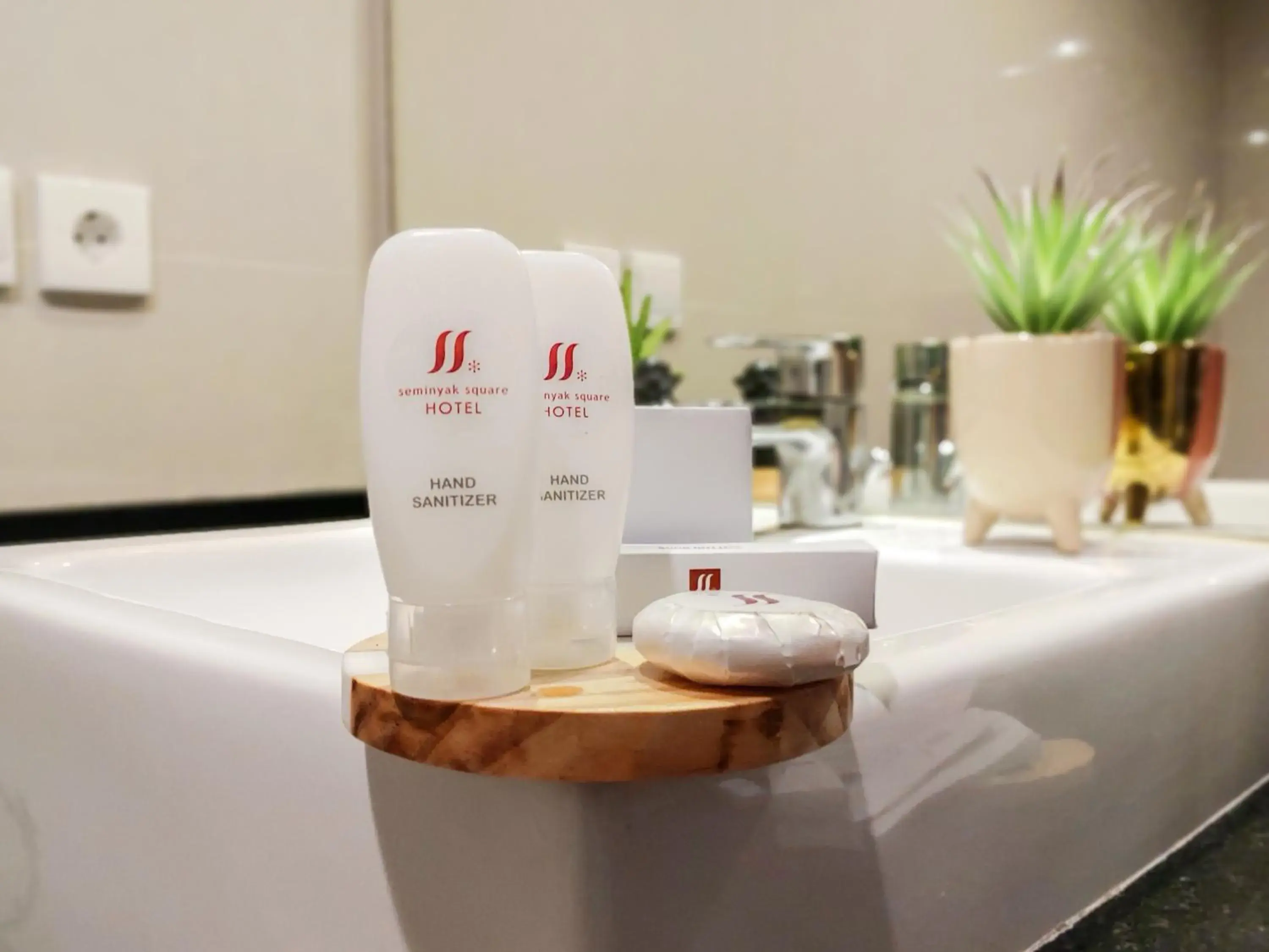 Junior Suite in Seminyak Square Hotel And Villas Junior Suite in Seminyak Square Hotel And Villas