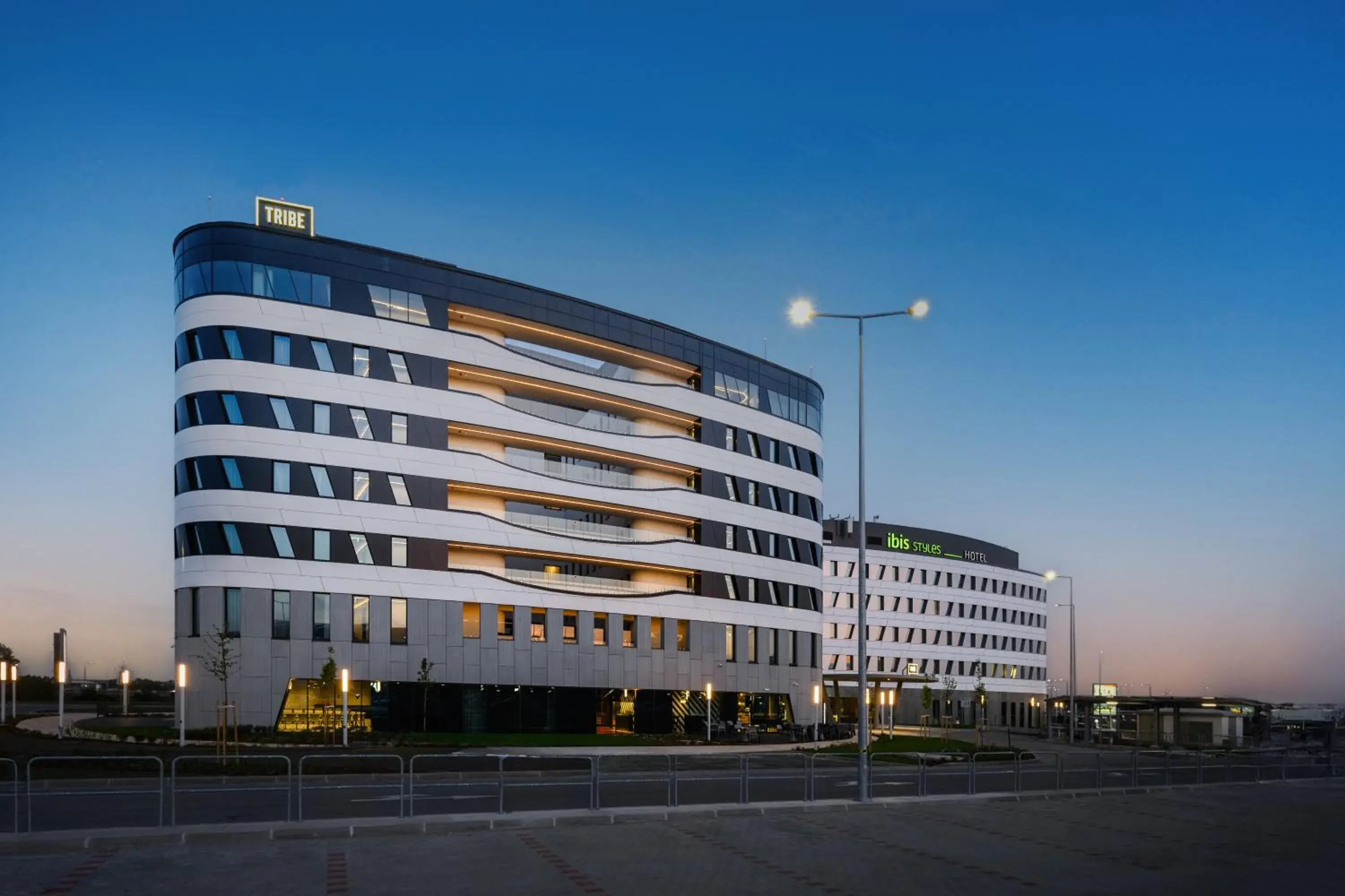 TRIBE Budapest Airport TRIBE Budapest Airport