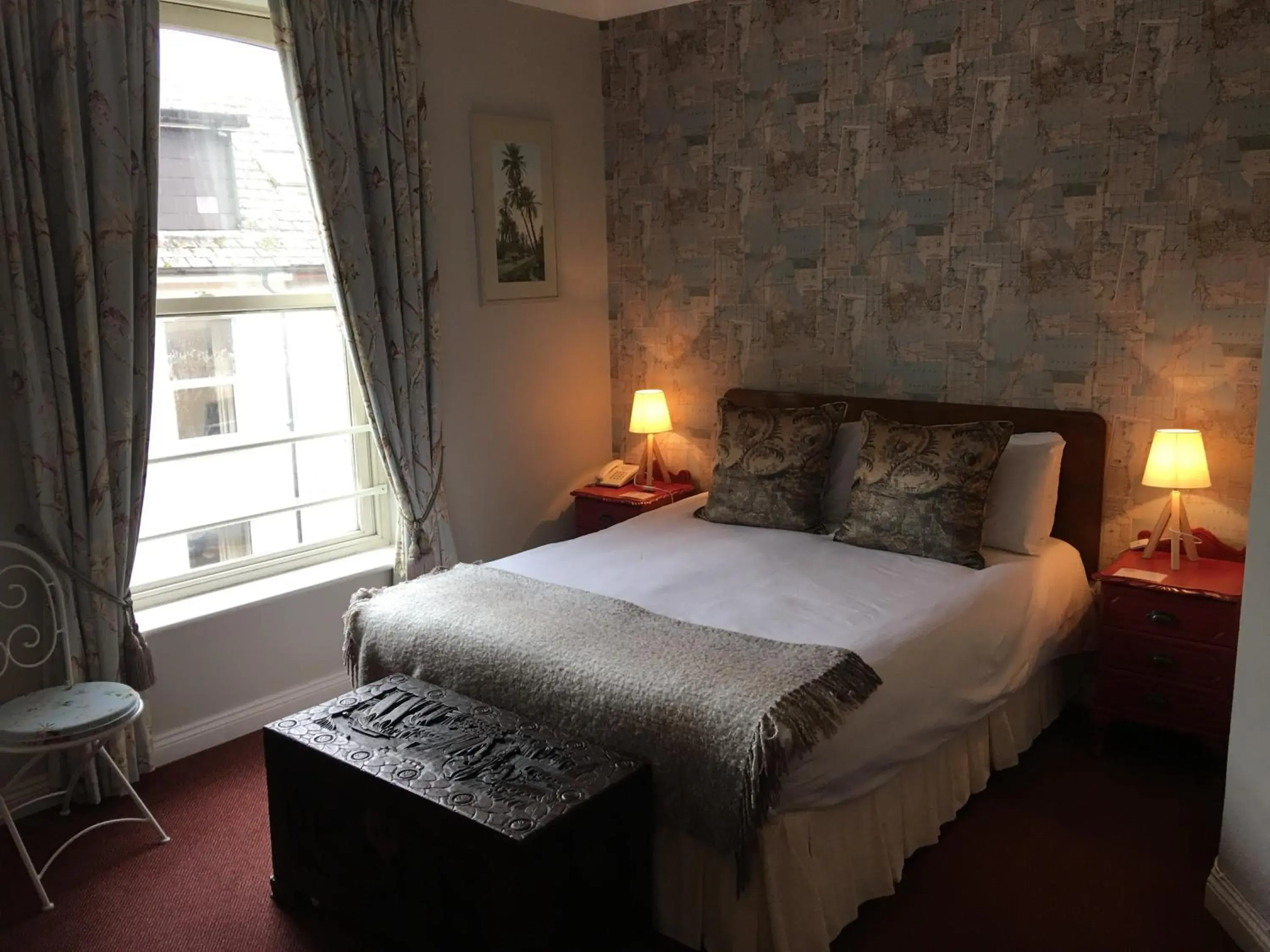 Double Room - single occupancy in O Donovans Hotel Double Room - single occupancy in O Donovans Hotel