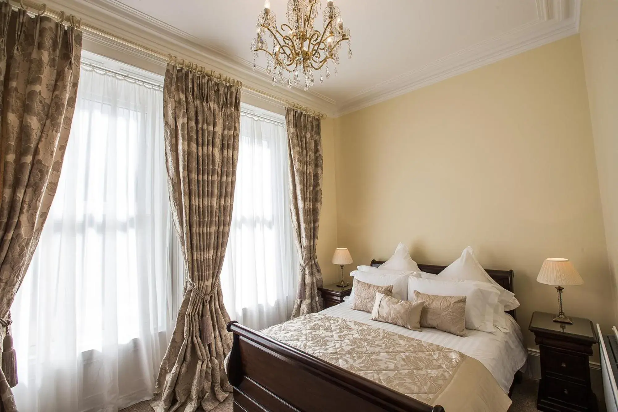 Deluxe King Room in Tullyglass House Hotel Deluxe King Room in Tullyglass House Hotel