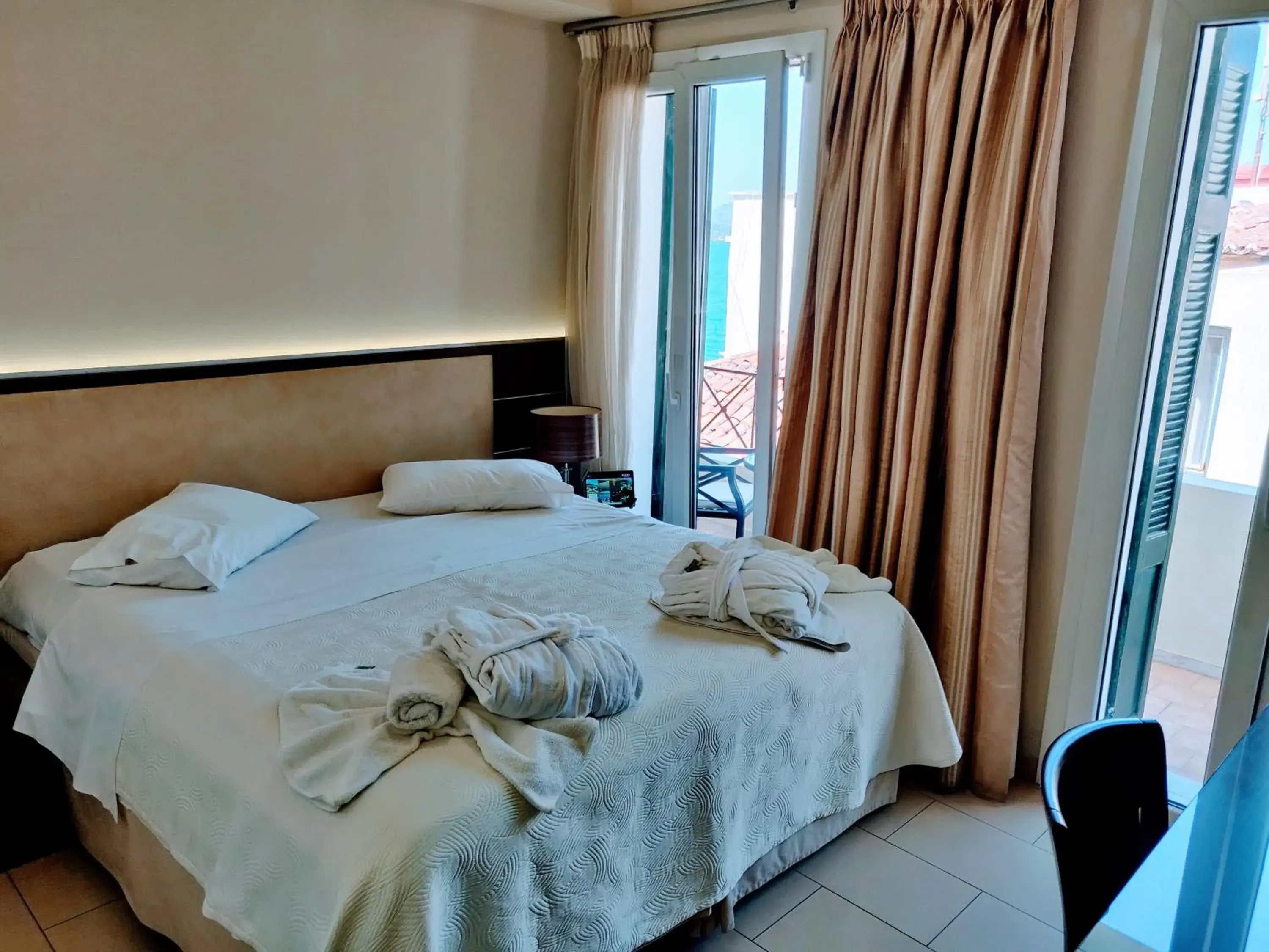 Standard Double Room with Balcony in The Manessi City Boutique Hotel Standard Double Room with Balcony in The Manessi City Boutique Hotel