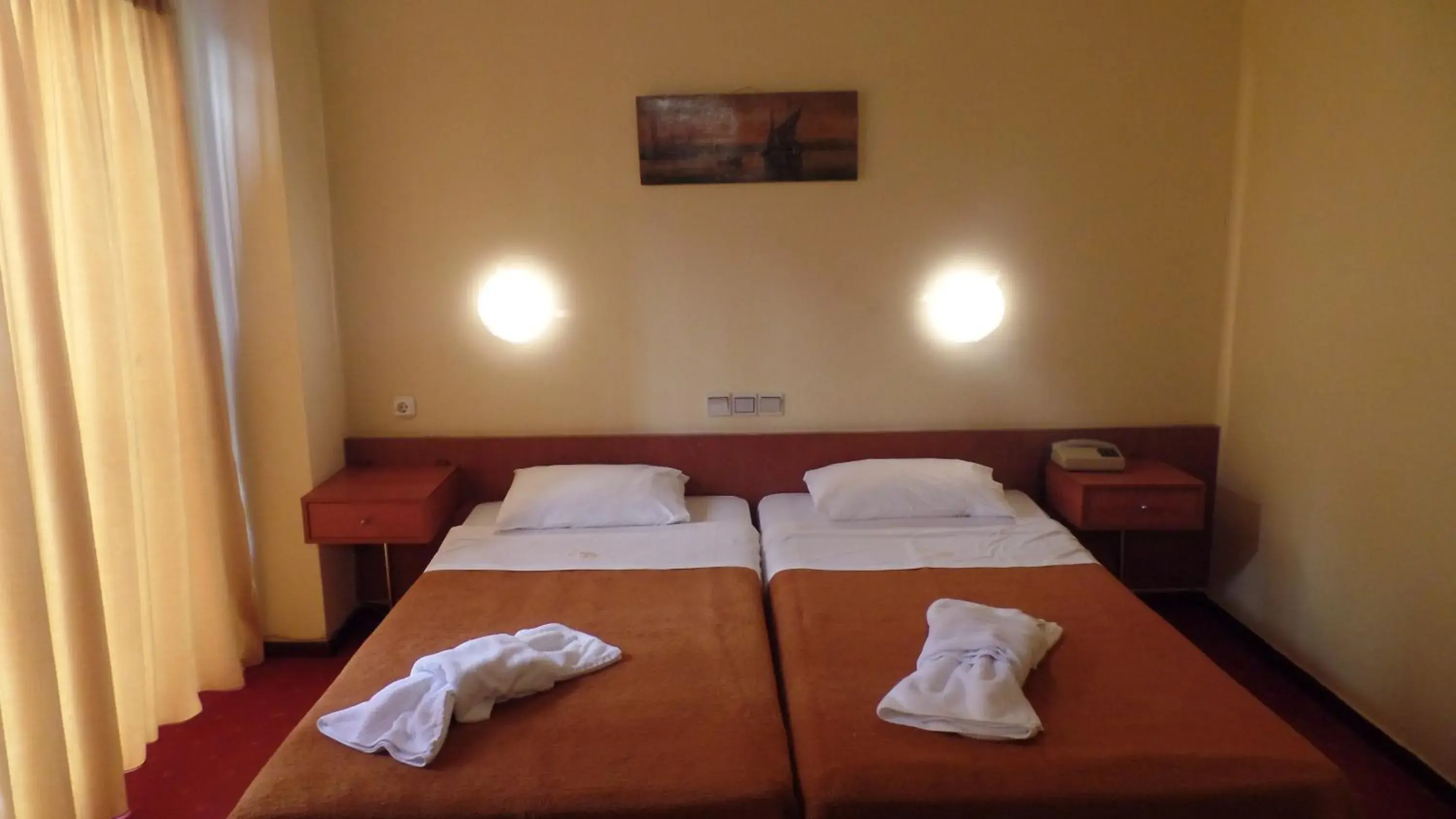 Economy Twin Room in Cavo D' Oro Economy Twin Room in Cavo D' Oro