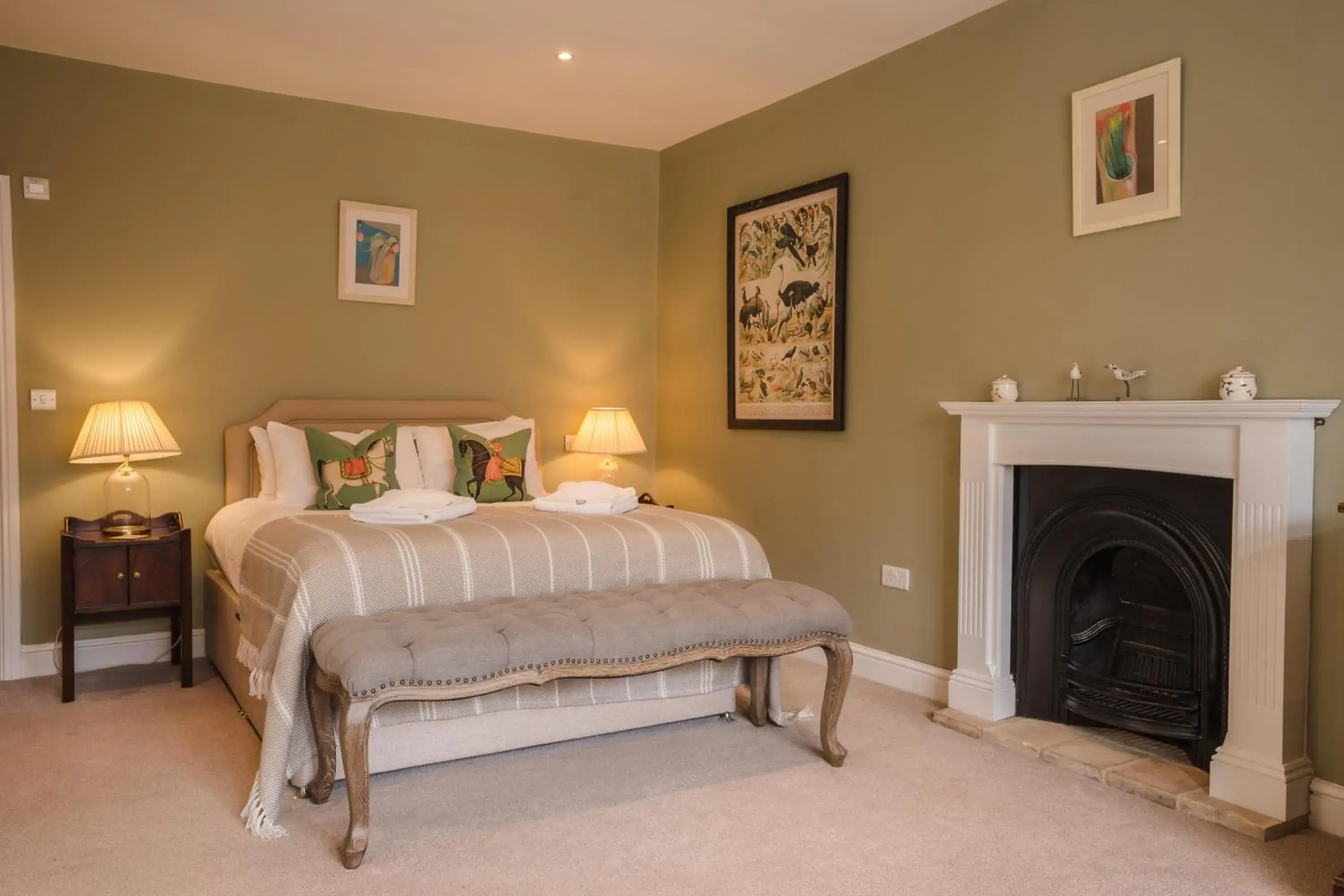 Deluxe Double Room in The Loddon Swan Deluxe Double Room in The Loddon Swan