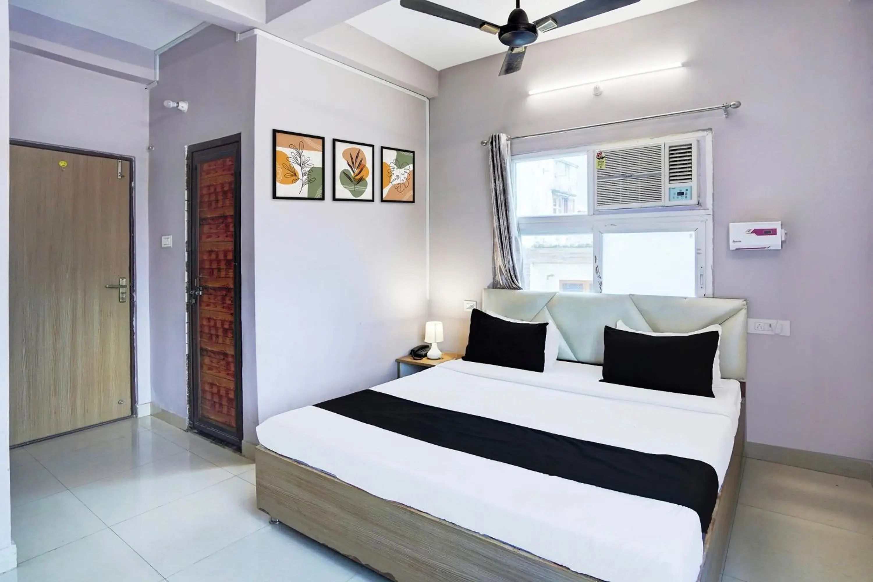 Classic Triple Room - single occupancy in Super Hotel O BLW Kakarmatta Near Banaras Junction Classic Triple Room - single occupancy in Super Hotel O BLW Kakarmatta Near Banaras Junction