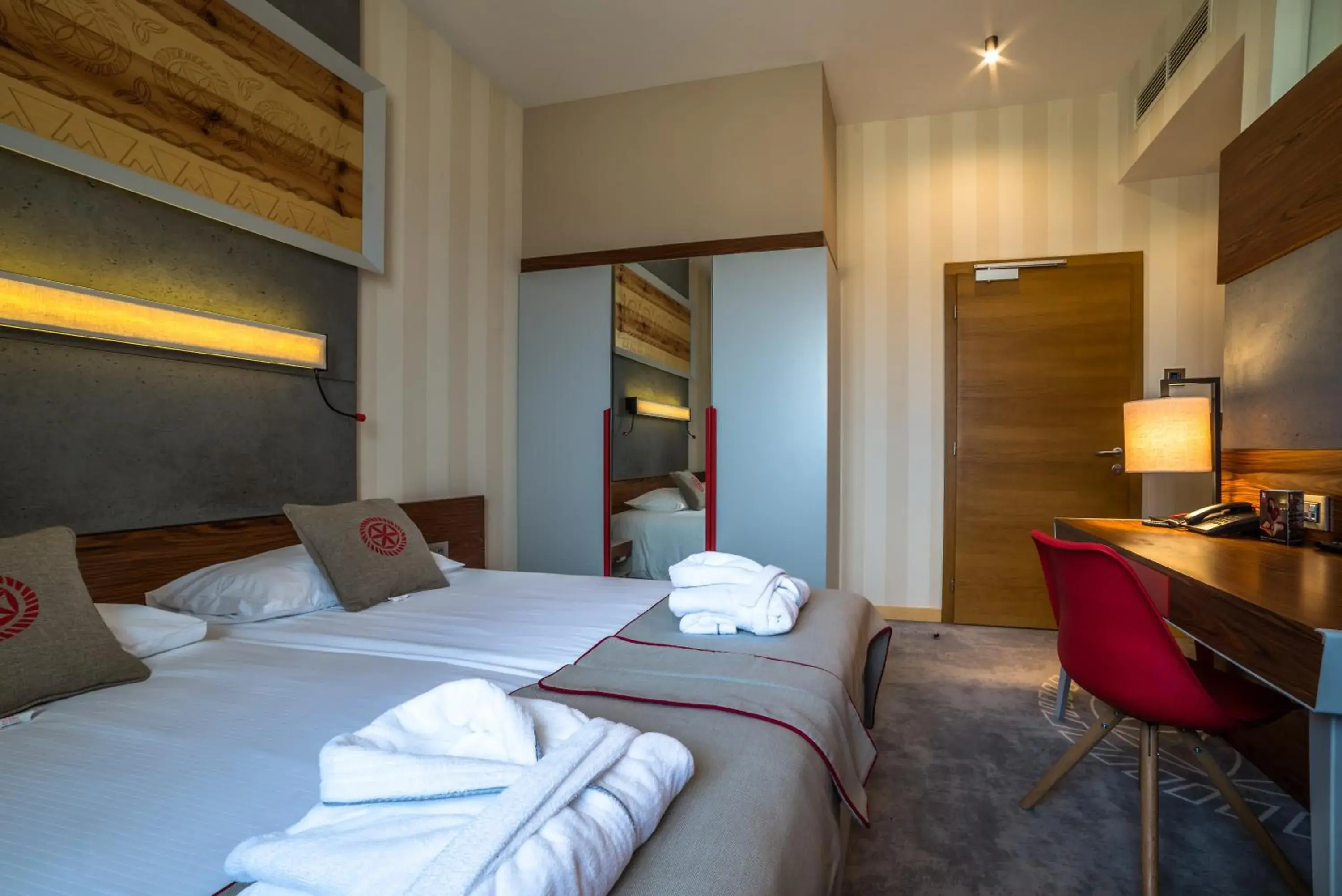 Economy Double Room in Hotel Kopieniec Fizjo- Med & SPA Economy Double Room in Hotel Kopieniec Fizjo- Med & SPA