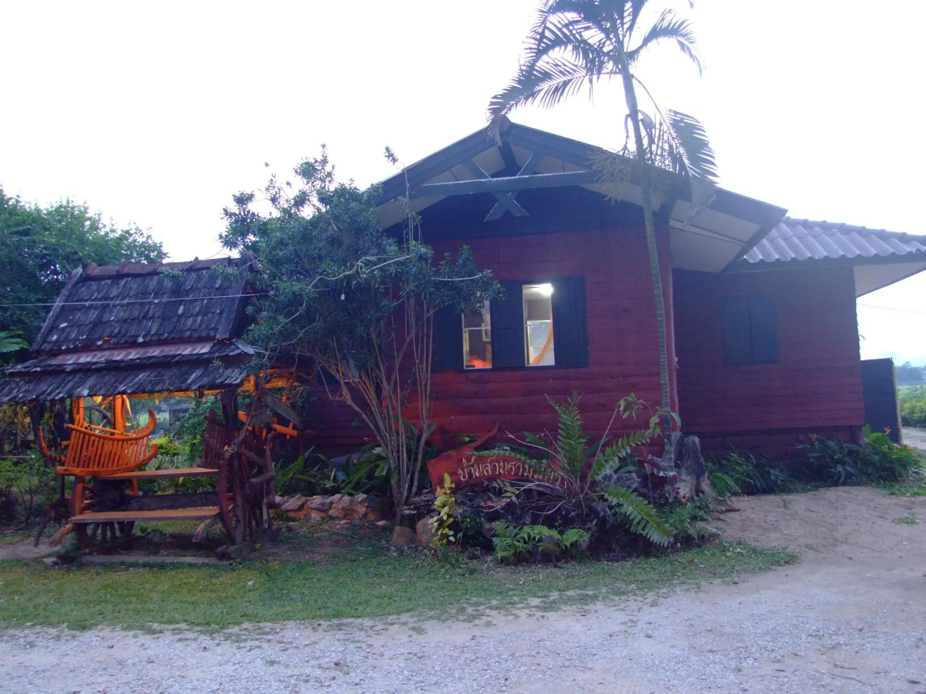 Three-Bedroom House in Ban Din Resort Chiang Rai Three-Bedroom House in Ban Din Resort Chiang Rai