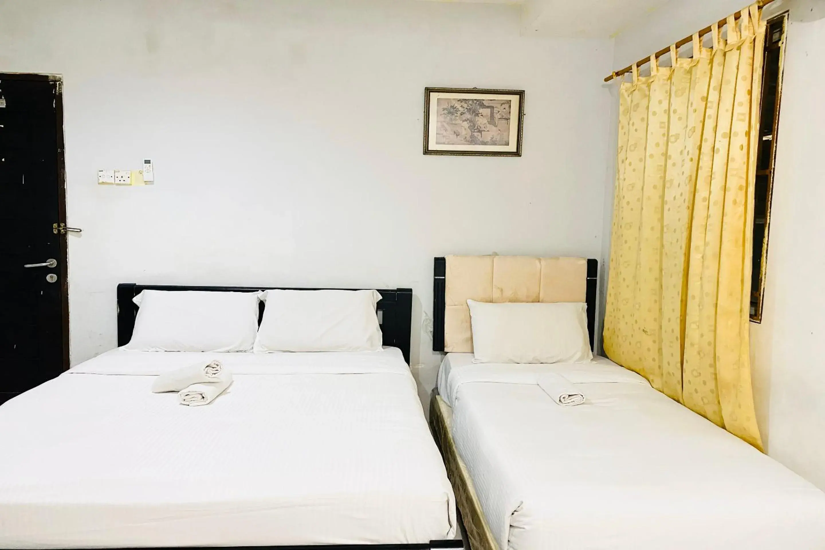 Family Suite in Hotel O Jodoh Near Grand Batam Mall Formerly Agung Hotel Family Suite in Hotel O Jodoh Near Grand Batam Mall Formerly Agung Hotel
