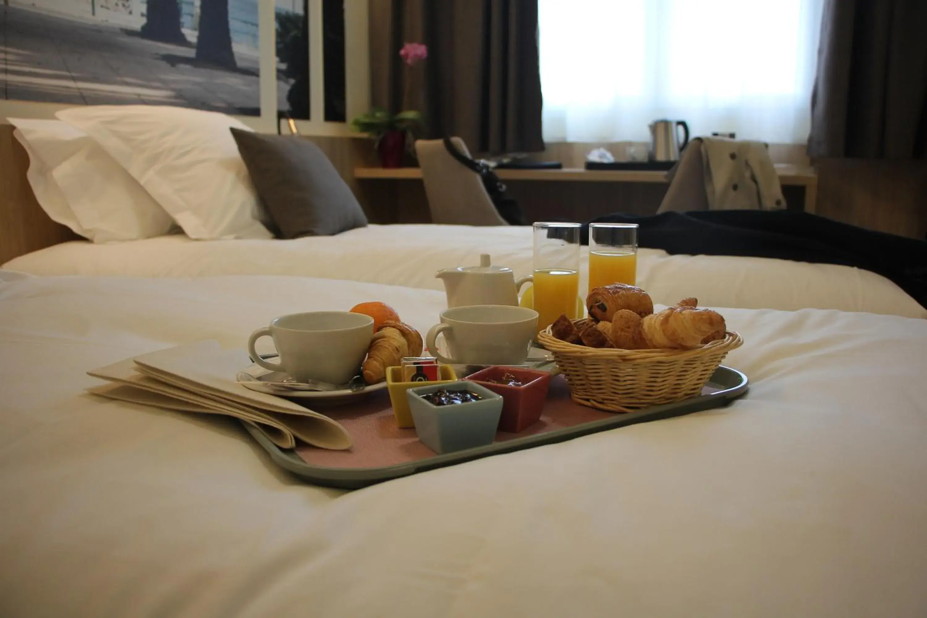 Double Room in Brit Hotel Montargis Double Room in Brit Hotel Montargis