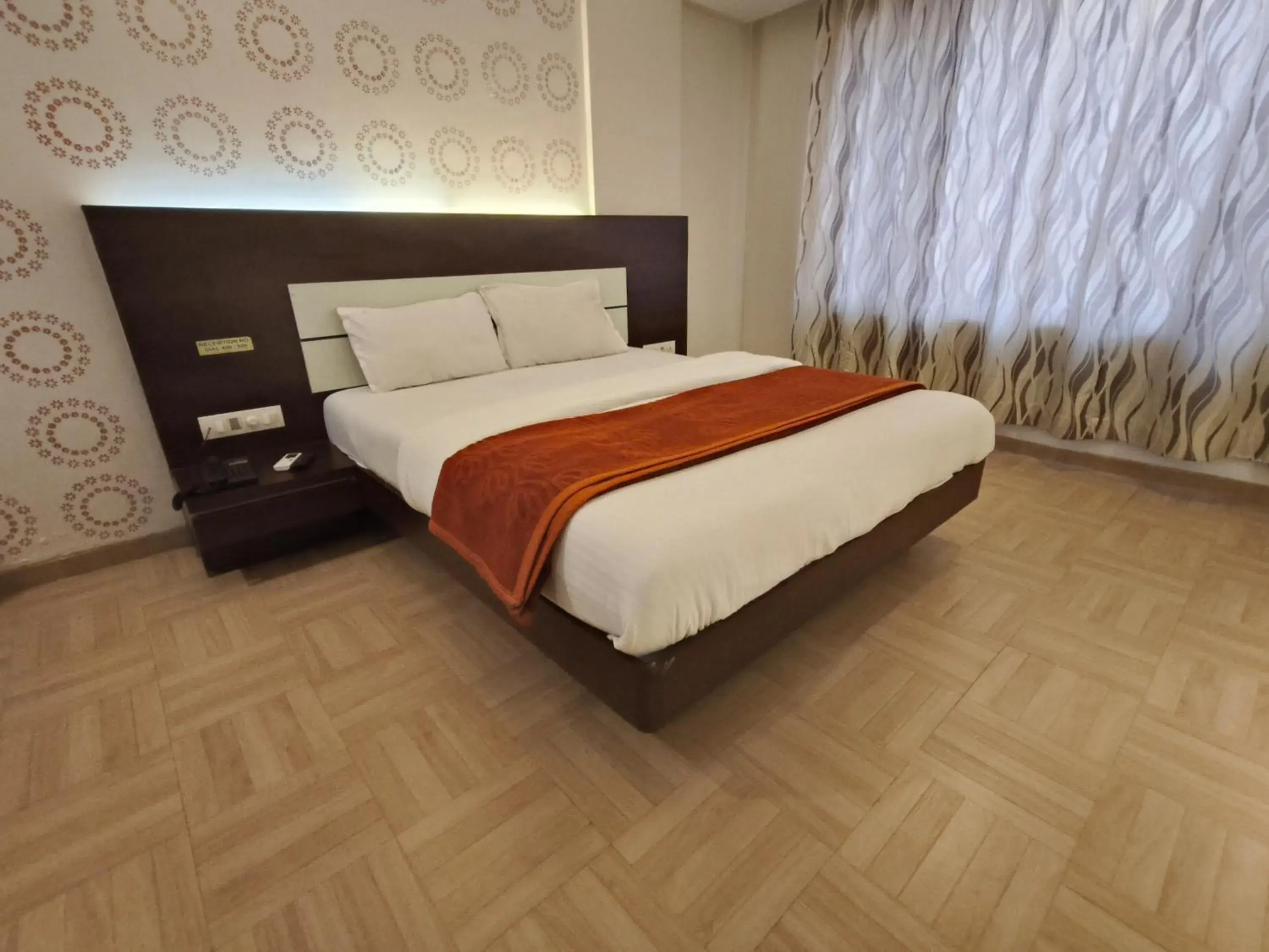Deluxe Double Room - single occupancy in Hotel Vijay Sagar Dombivali Deluxe Double Room - single occupancy in Hotel Vijay Sagar Dombivali