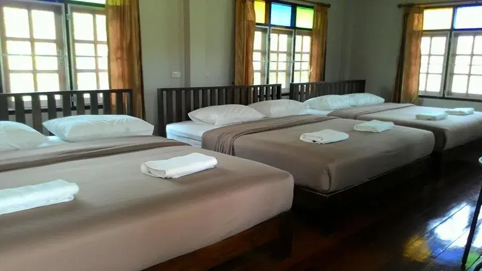 Family Room with Garden View in Resort Railumpoo (Farm and Camping) Family Room with Garden View in Resort Railumpoo (Farm and Camping)