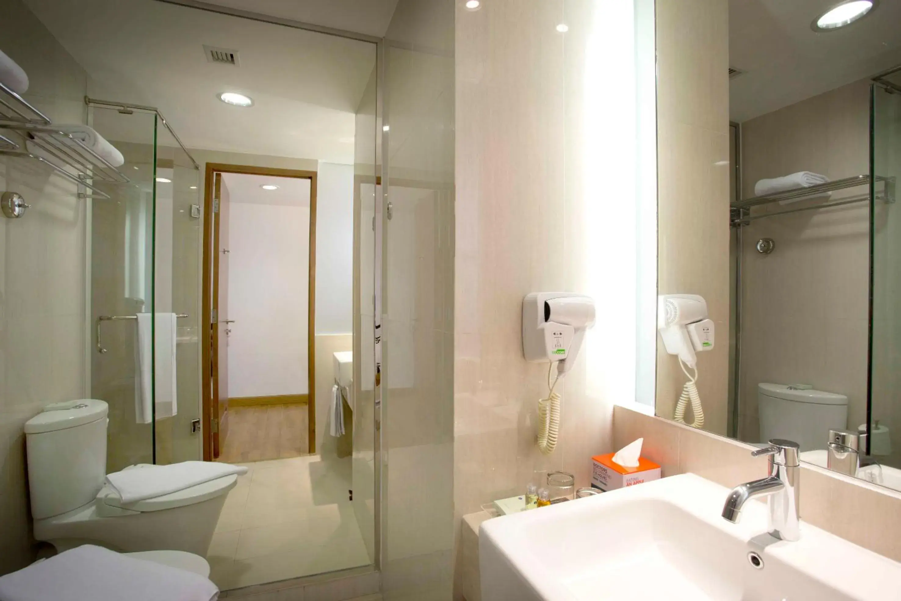 Superior Double or Twin Room in Pesona Alam Resort & Spa Superior Double or Twin Room in Pesona Alam Resort & Spa