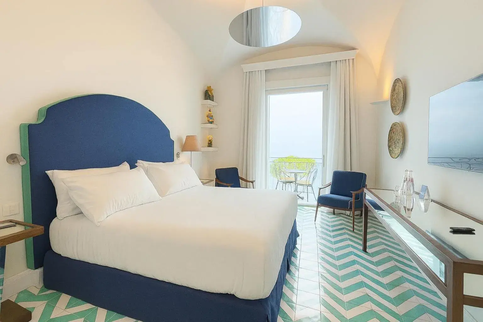 Deluxe Double or Twin Room with Sea View in Grand Hotel Europa Palace Sorrento Deluxe Double or Twin Room with Sea View in Grand Hotel Europa Palace Sorrento