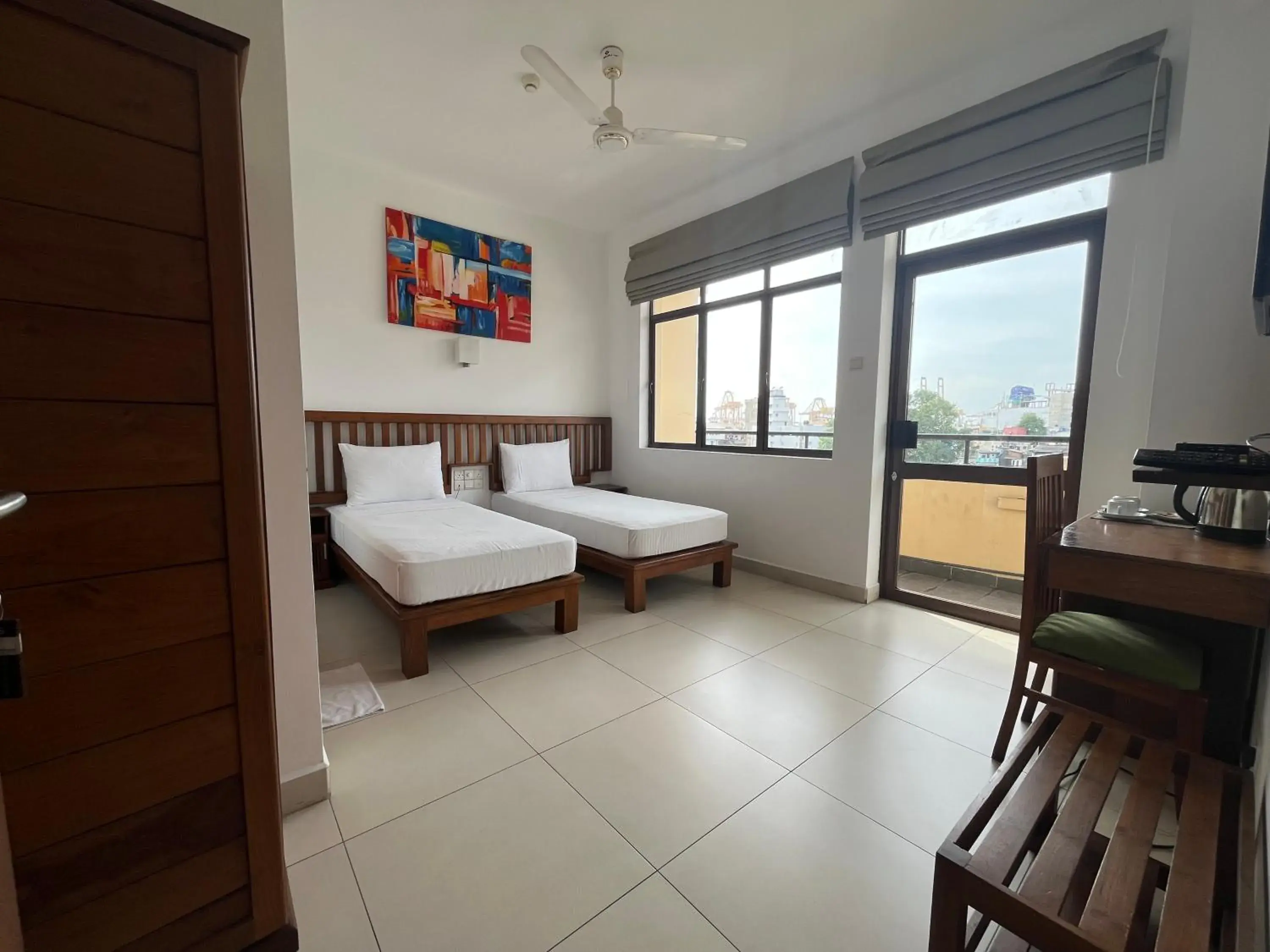 Standard Twin Room in Port View City Hotel Standard Twin Room in Port View City Hotel