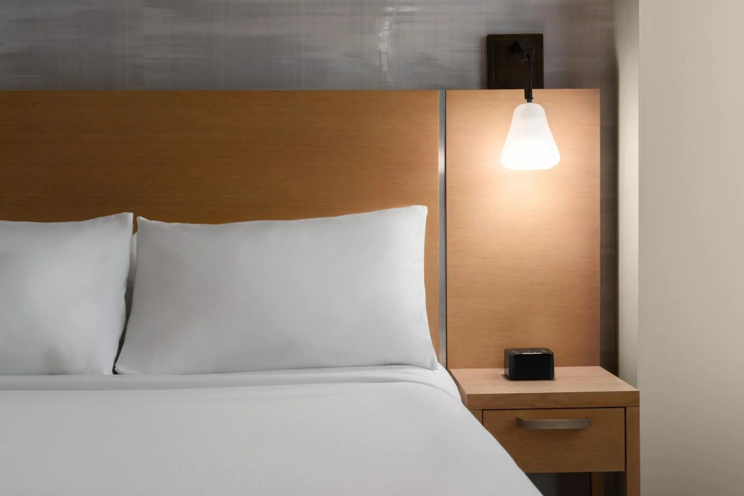 King Room in Courtyard by Marriott San Diego Gaslamp/Convention Center King Room in Courtyard by Marriott San Diego Gaslamp/Convention Center