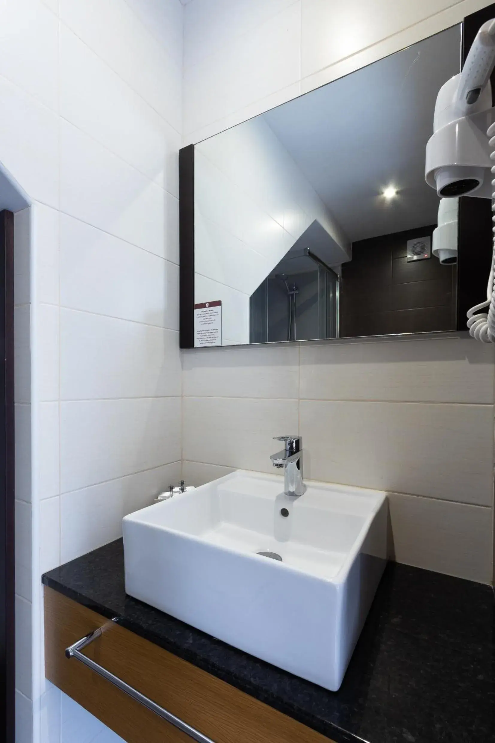 Family Room ( 2 Adults + 1 child) in Prazer da Natureza Resort & Spa Family Room ( 2 Adults + 1 child) in Prazer da Natureza Resort & Spa