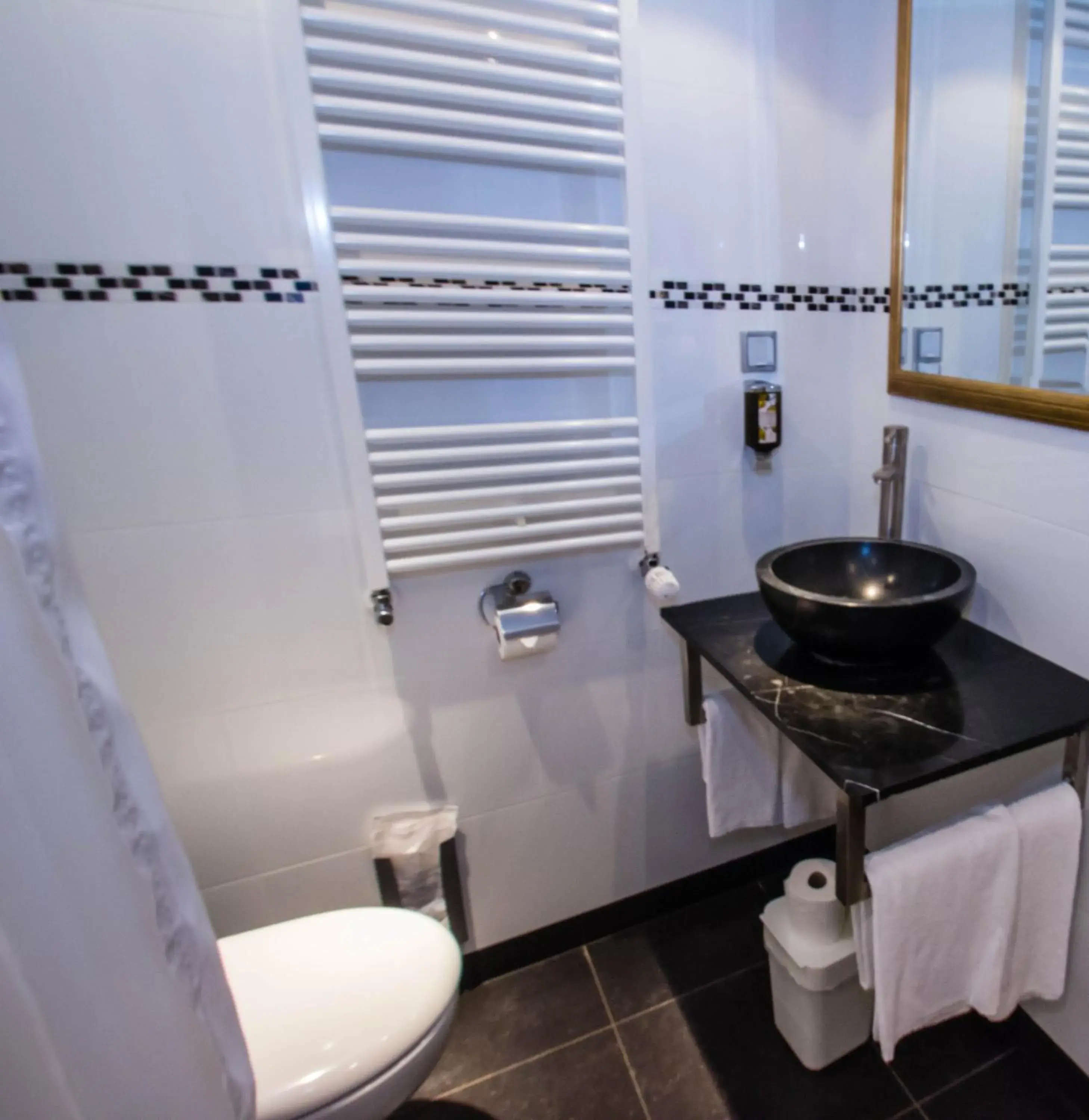 Twin Room with Balcony in Hajé Restaurant de Aalscholver Twin Room with Balcony in Hajé Restaurant de Aalscholver