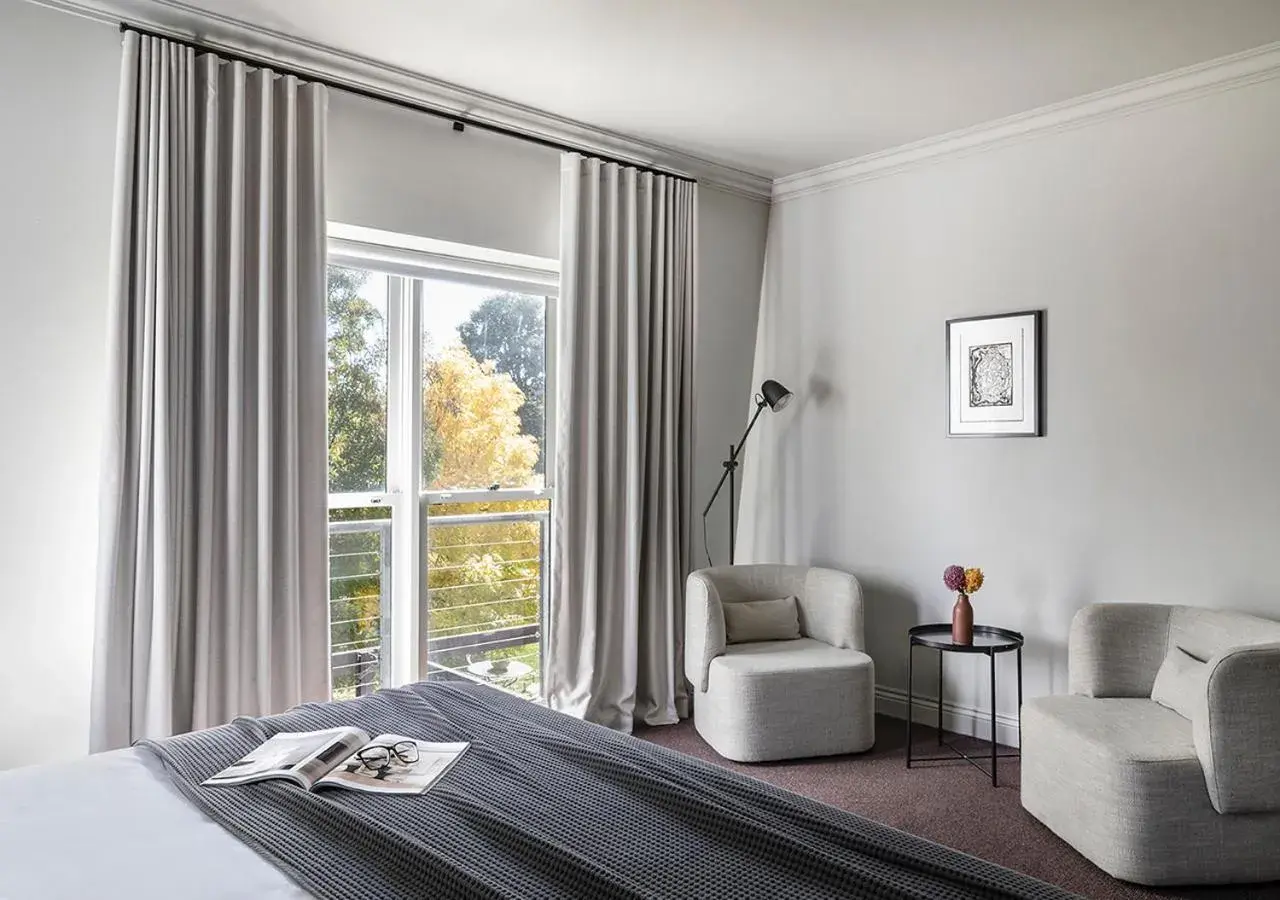 Superior Suite in Cleveland Estate Superior Suite in Cleveland Estate