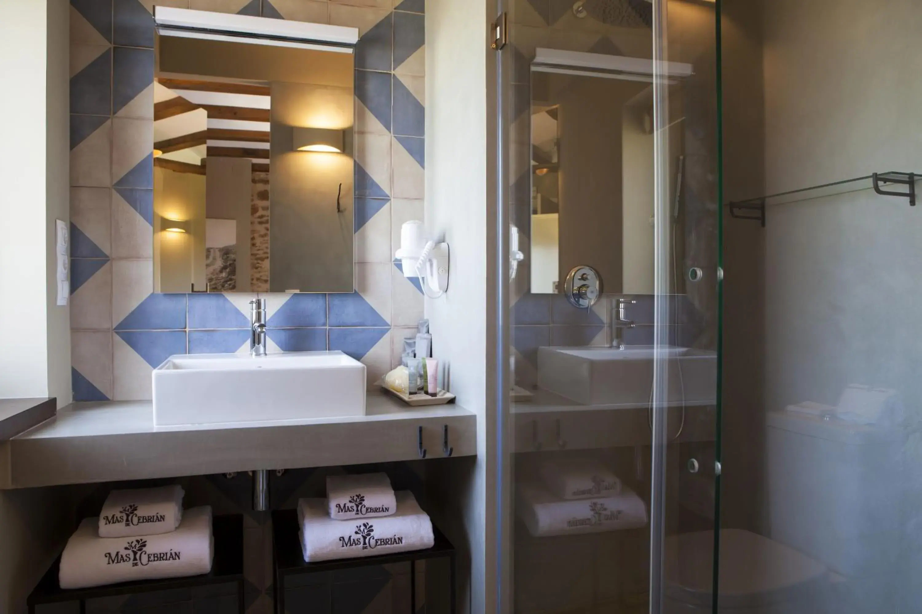 Double or Twin Room in Hotel Mas De Cebrian Double or Twin Room in Hotel Mas De Cebrian