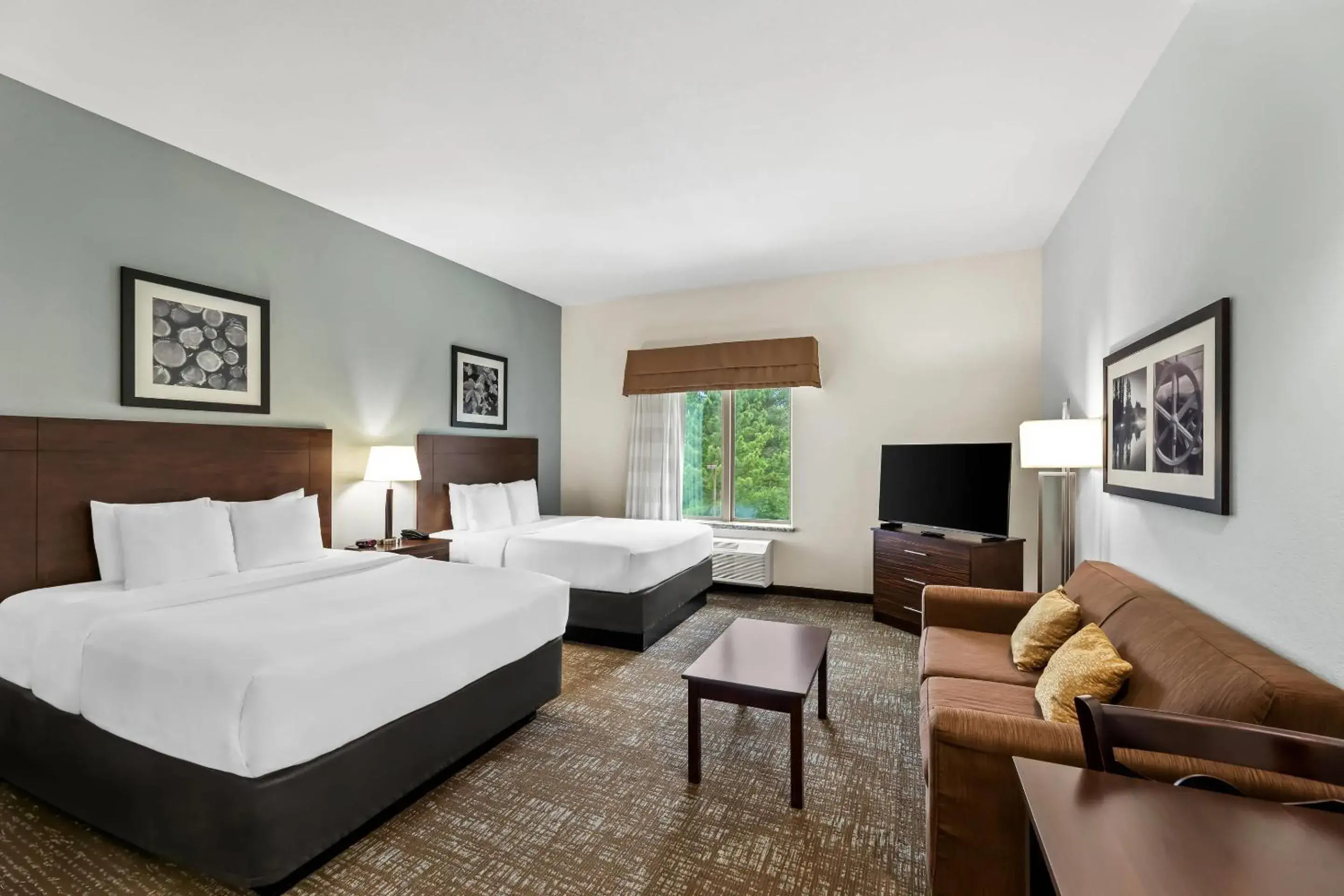 Queen Room with Two Queen Beds in MainStay Suites Lufkin Queen Room with Two Queen Beds in MainStay Suites Lufkin