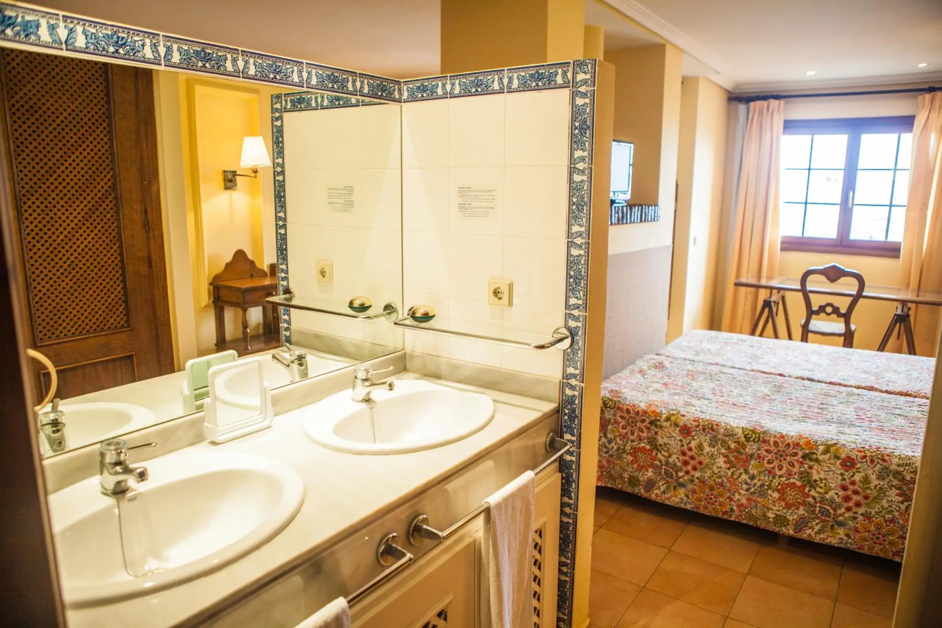 Studio Apartment in Estudios Turísticos Bahia Sur Studio Apartment in Estudios Turísticos Bahia Sur