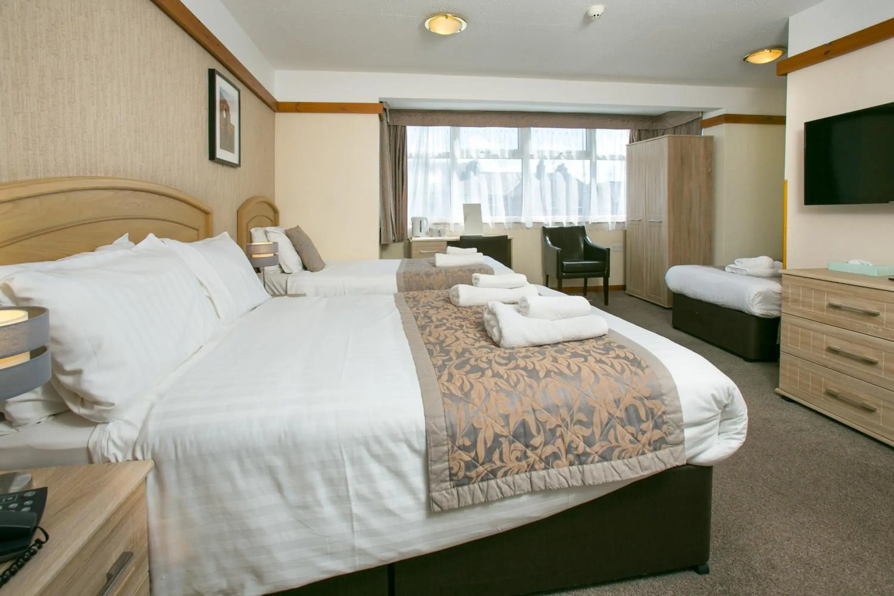 Standard Family Room in The Auckland Hotel Standard Family Room in The Auckland Hotel