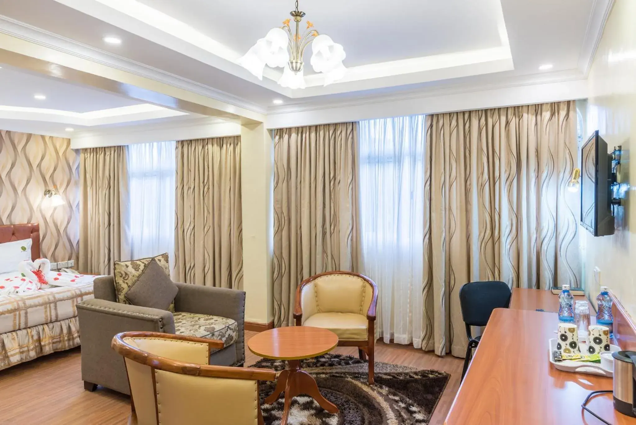 Executive Suite in Hillcourt Resort and Spa Executive Suite in Hillcourt Resort and Spa