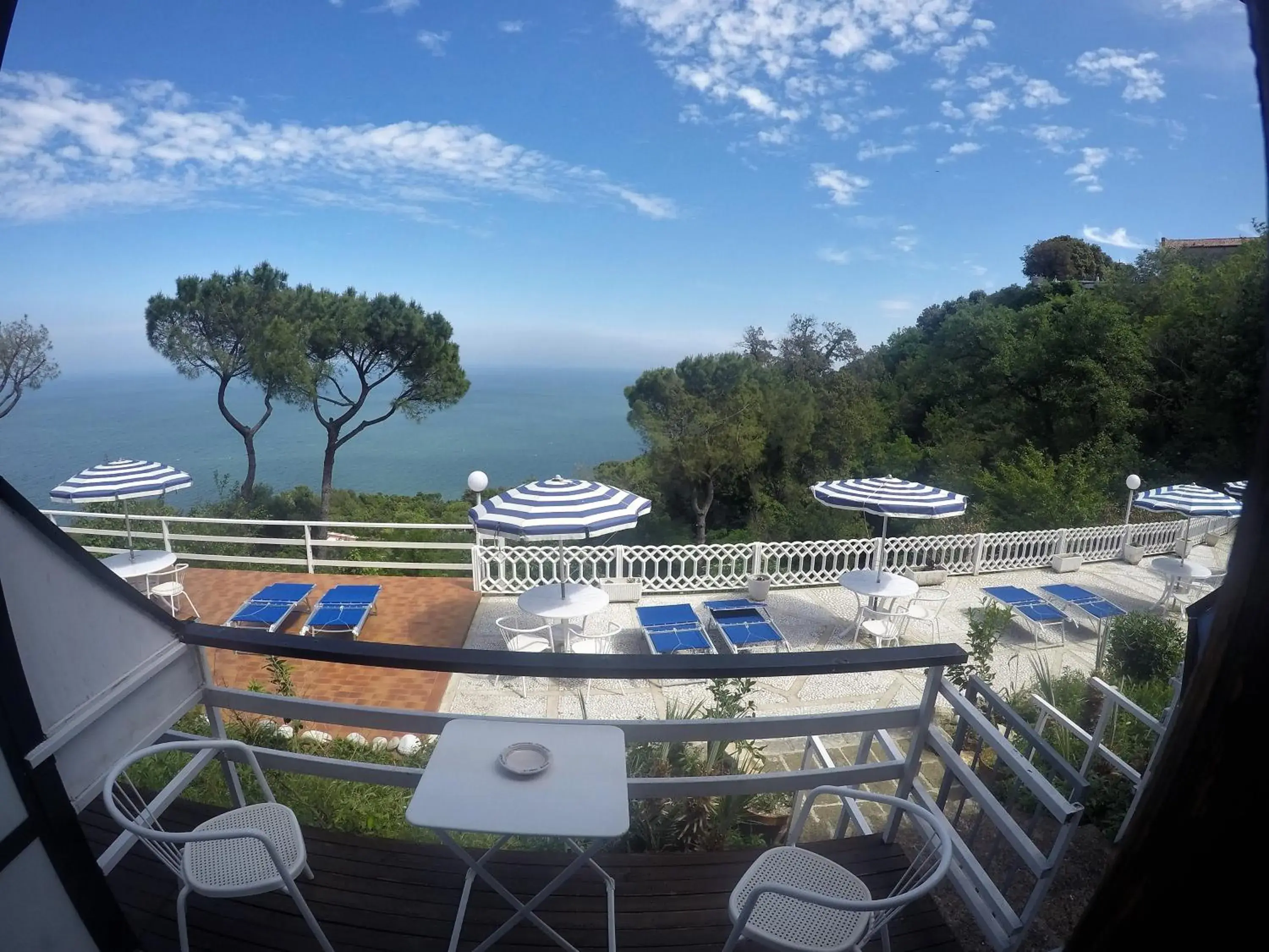 Double or Twin Room with Sea View in Sea View Sirolo di Amedeo Double or Twin Room with Sea View in Sea View Sirolo di Amedeo
