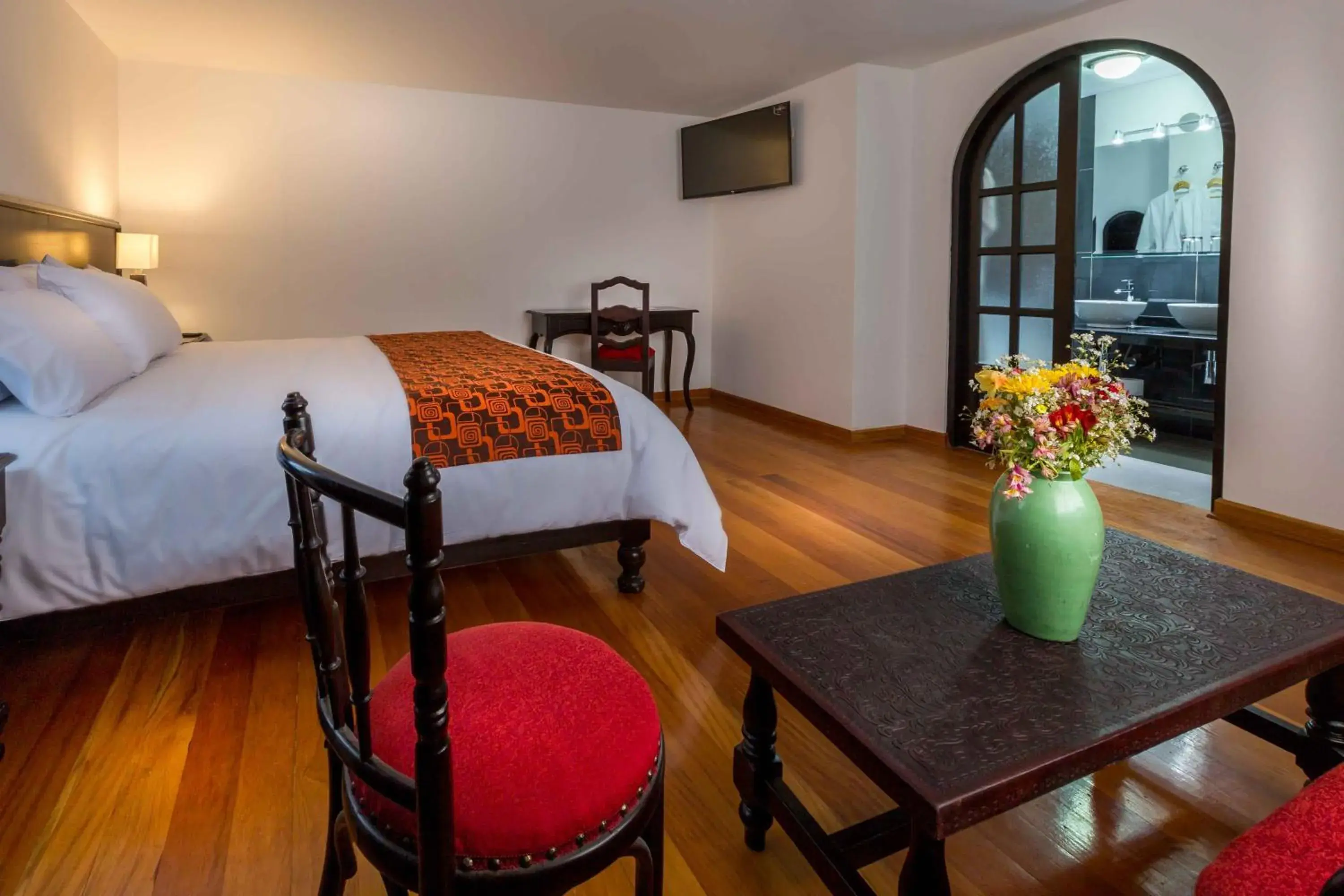 Deluxe Room in Illa Hotel Deluxe Room in Illa Hotel