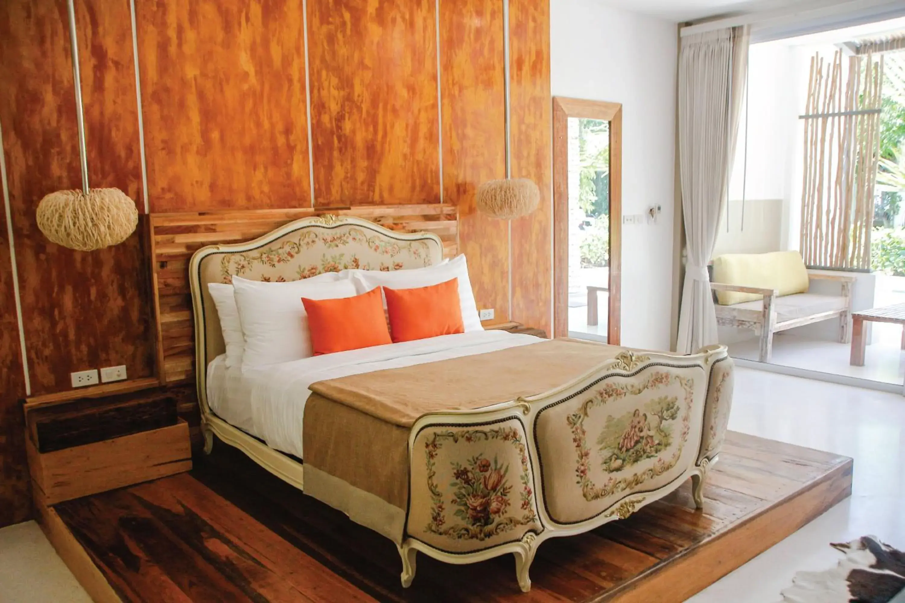 Beachside Pool Access Suite in Summer Luxury Beach Resort & Spa Beachside Pool Access Suite in Summer Luxury Beach Resort & Spa