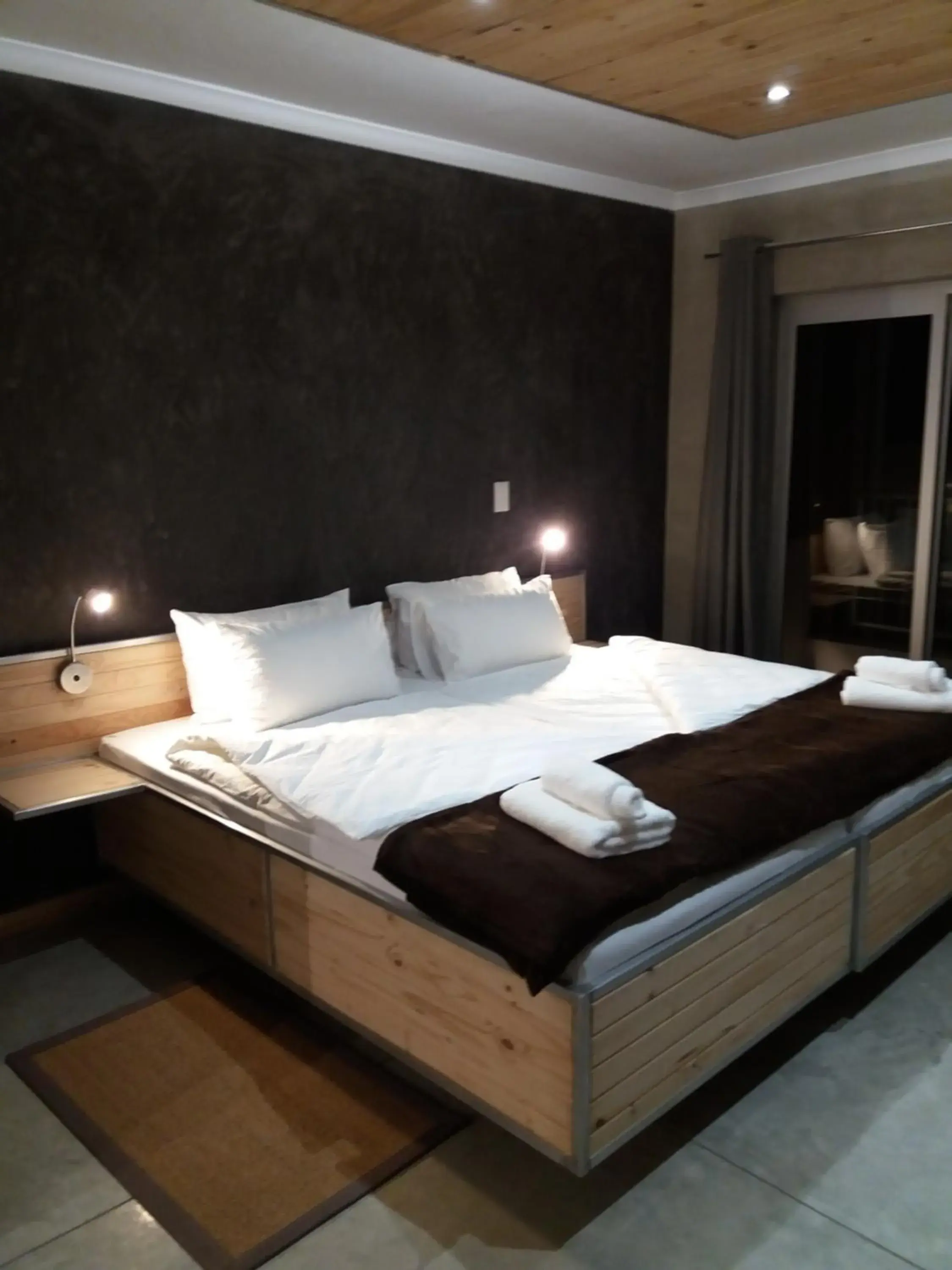 Superior Double or Twin Room with Partial Sea View in Hotel A la Mer Superior Double or Twin Room with Partial Sea View in Hotel A la Mer