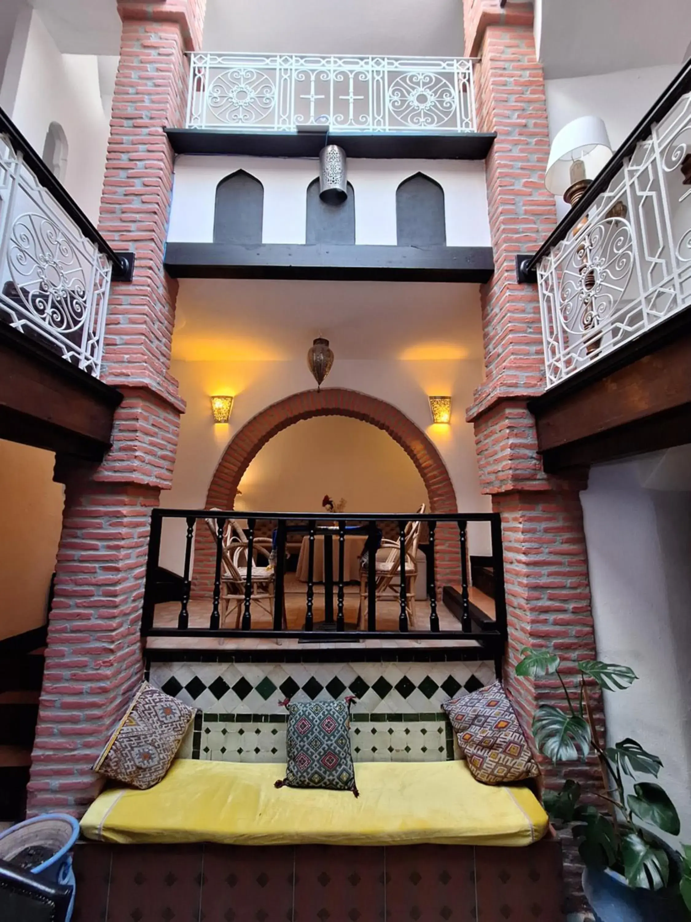 Dar Gabriel Dar Gabriel