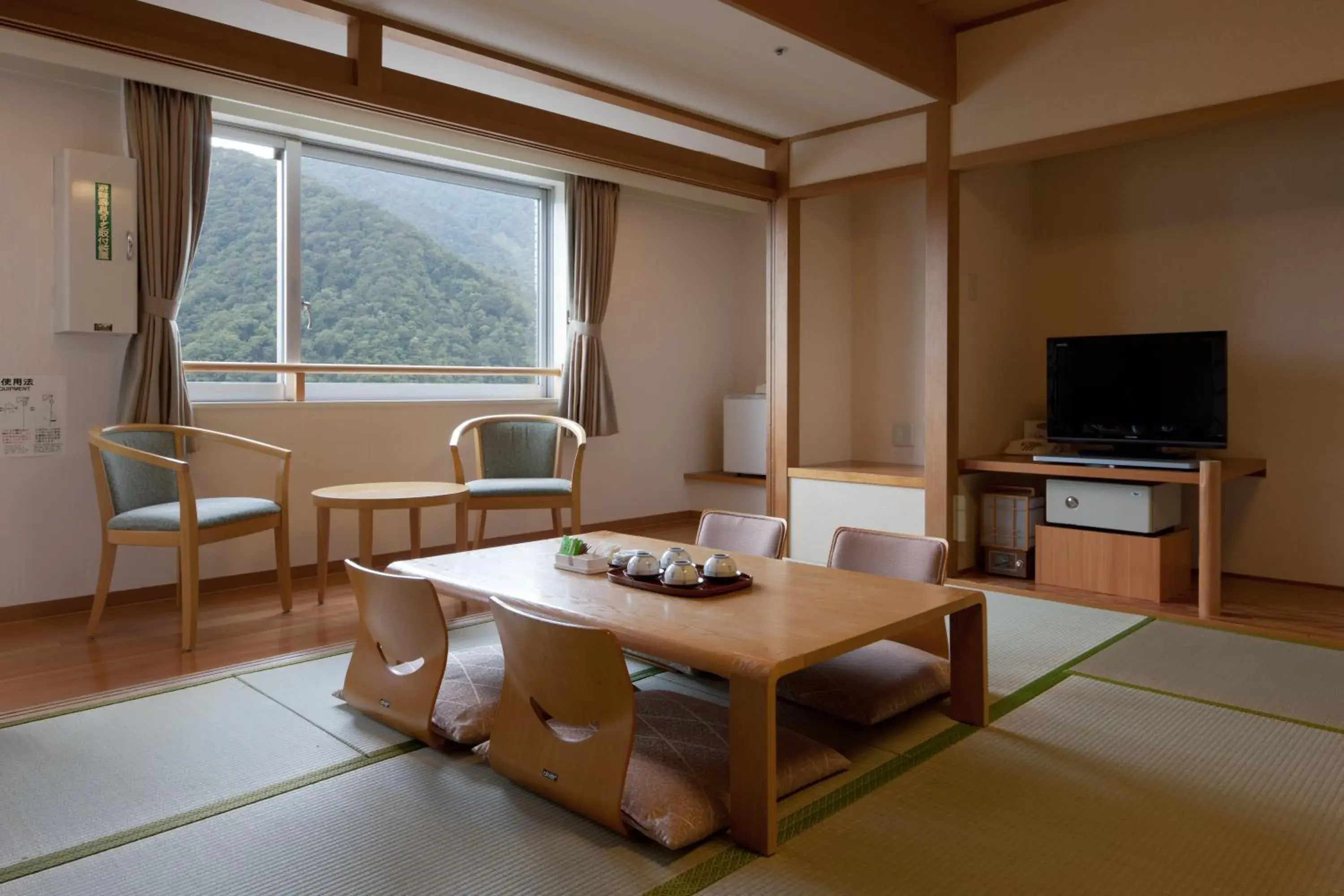 Japanese-Style Standard Room - single occupancy - Non-Smoking in Hotel Morinokaze Tateyama Japanese-Style Standard Room - single occupancy - Non-Smoking in Hotel Morinokaze Tateyama