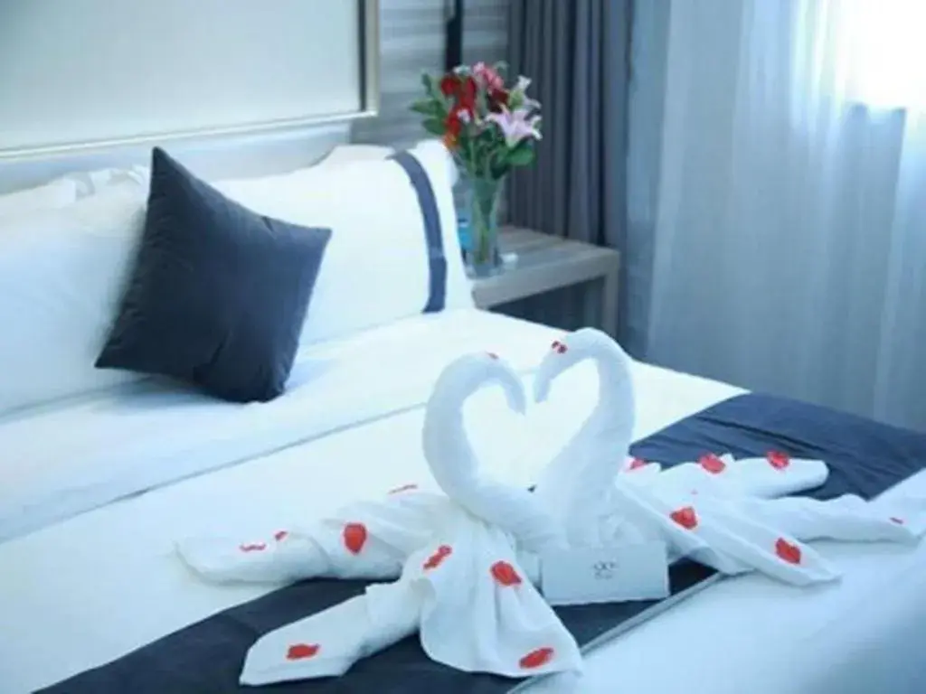 Xana Lite Beijing Shunyi Metro Station Xana Lite Beijing Shunyi Metro Station